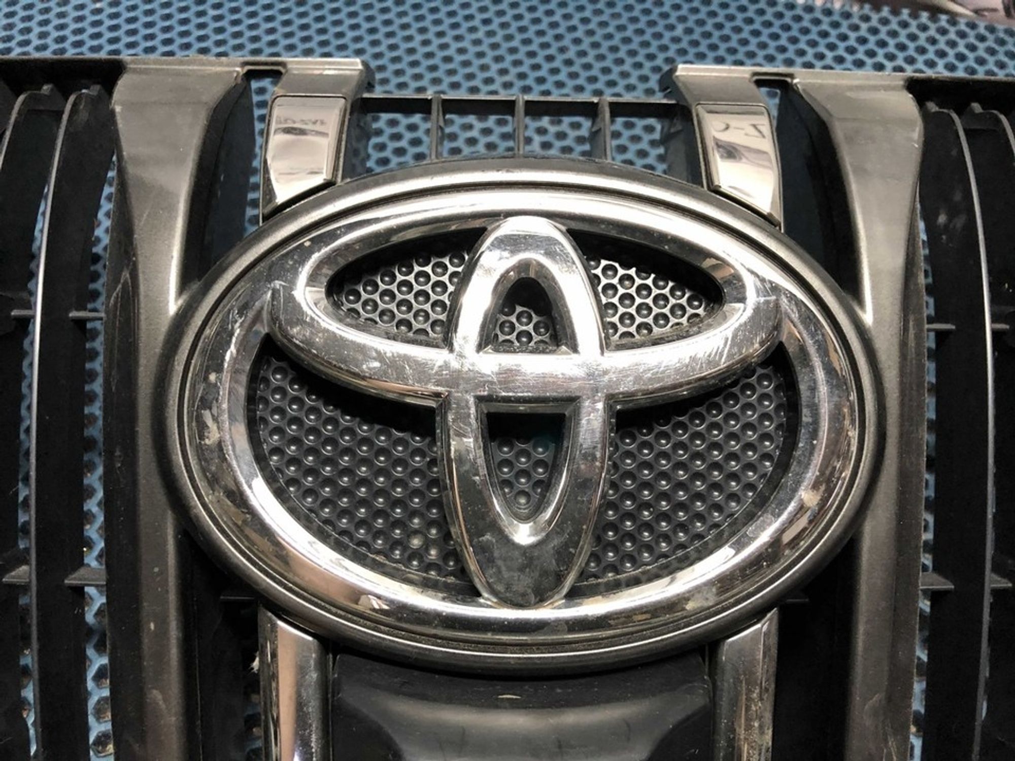 5310160740 Решетка радиатора Toyota Land Cruiser Prado 150, 5700 рублей, Нижний Новгород