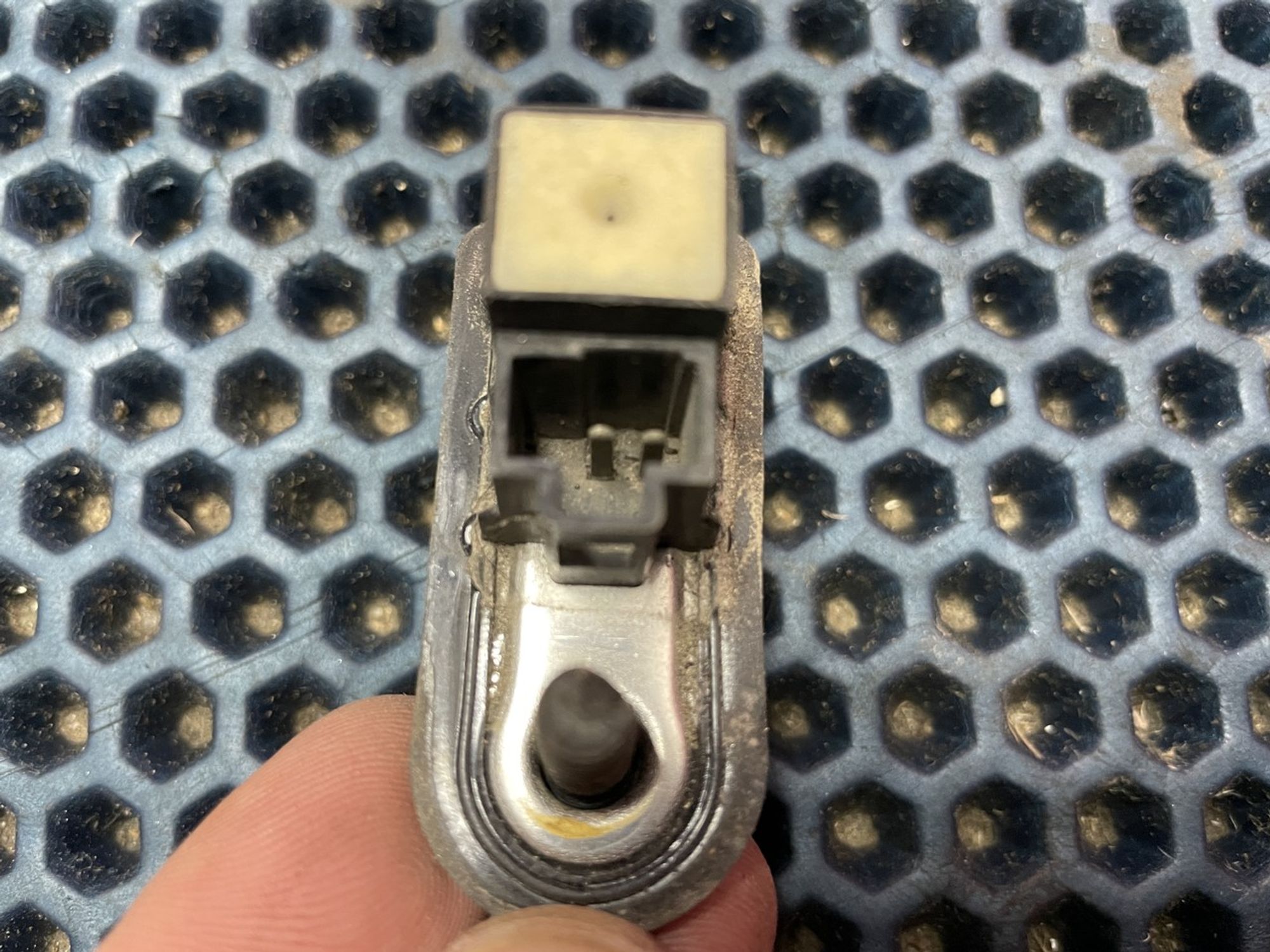 935601M500 Выключатель концевой Hyundai Tucson II, 700 рублей, Нижний Новгород