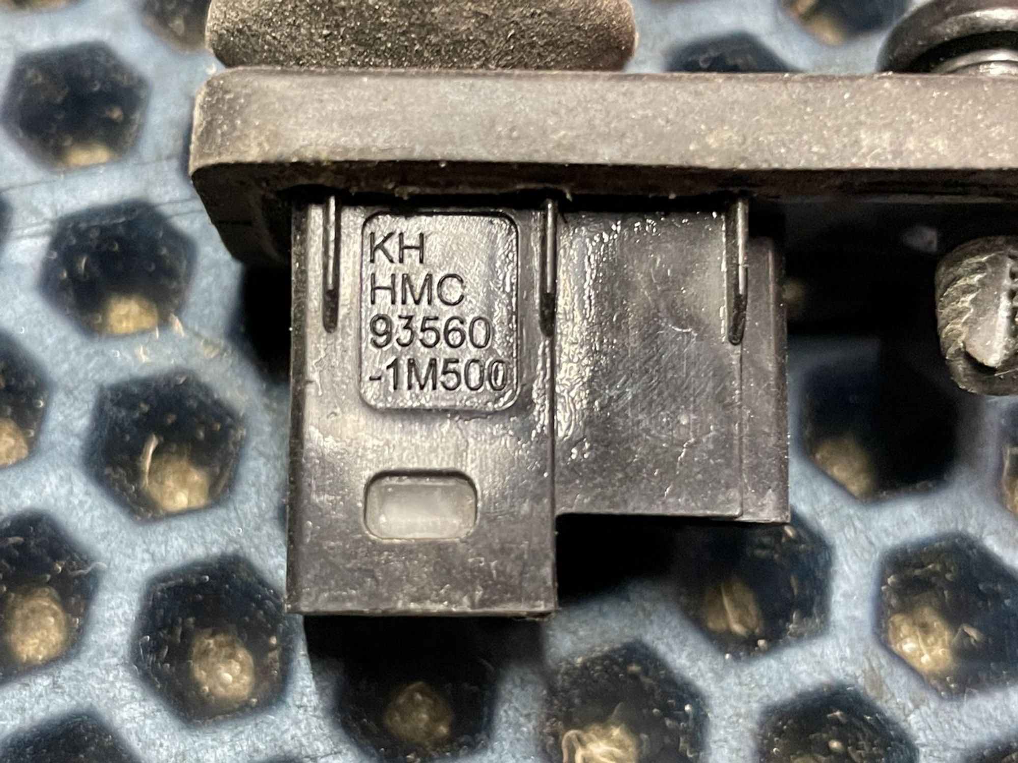 935601M500 Выключатель концевой Hyundai Tucson II, 700 рублей, Нижний Новгород