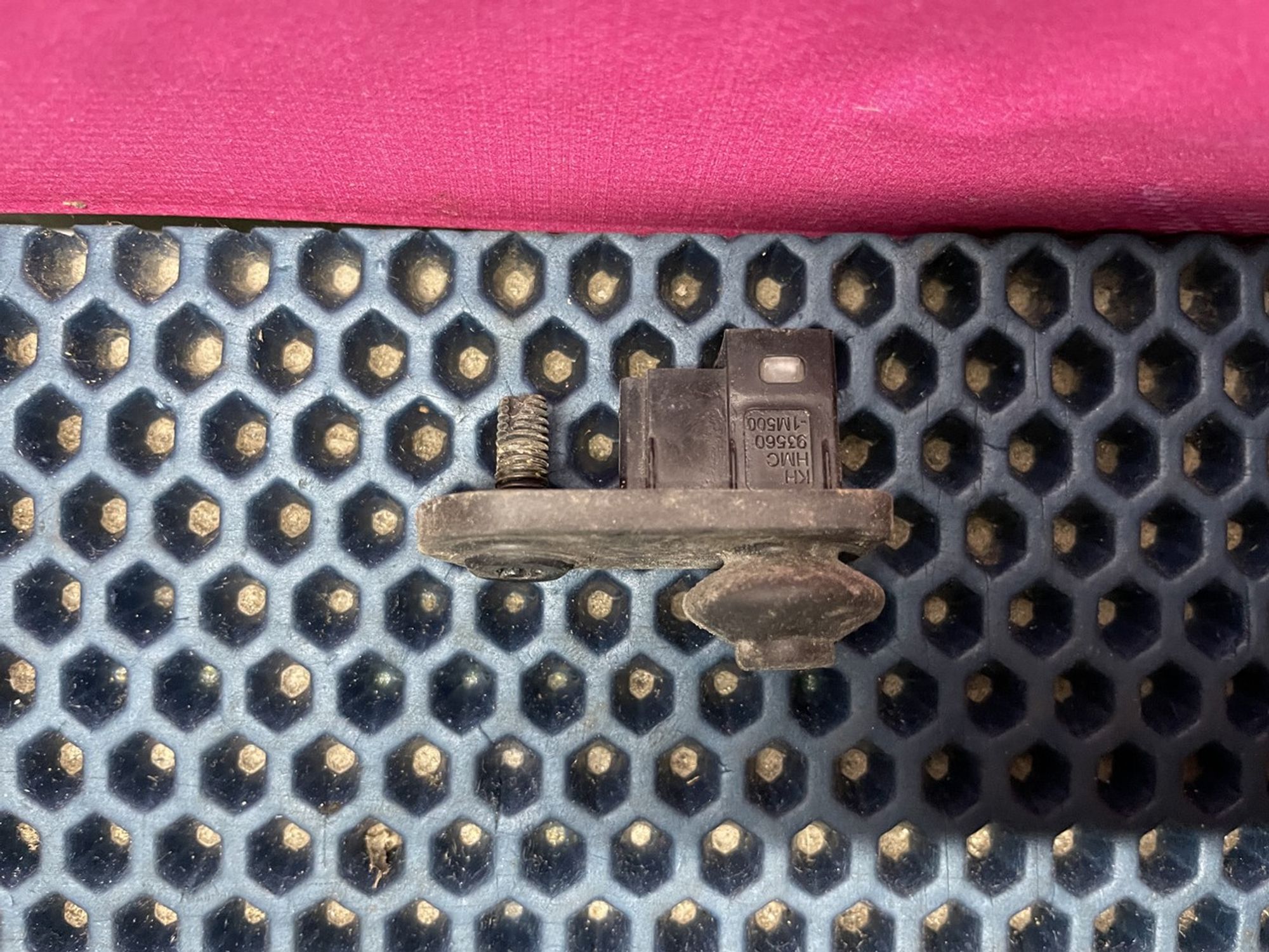 935601M500 Выключатель концевой Hyundai Tucson II, 700 рублей, Нижний Новгород