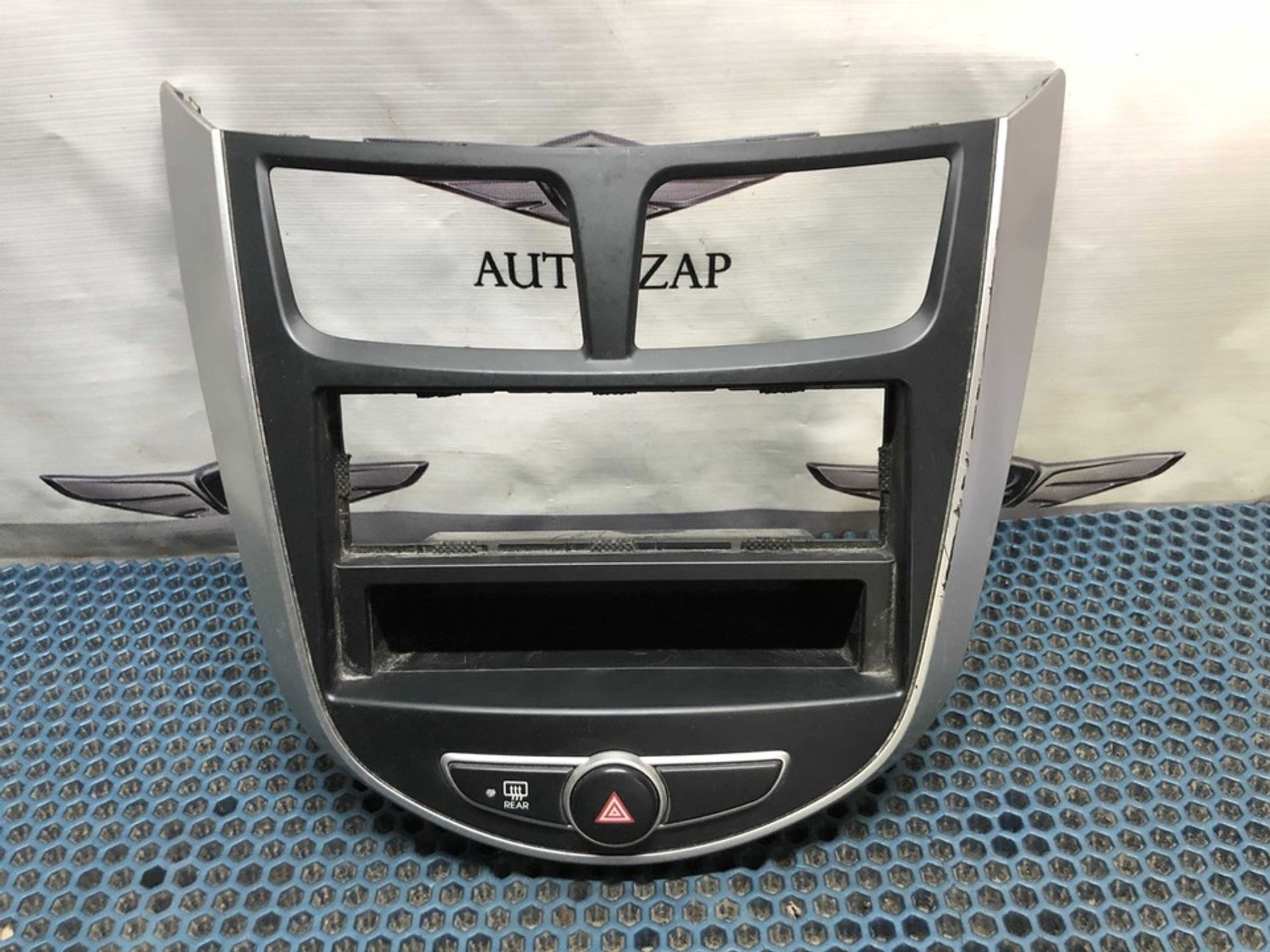 847414L000 Панель центральной консоли Hyundai Solaris I, 900 рублей, Нижний Новгород