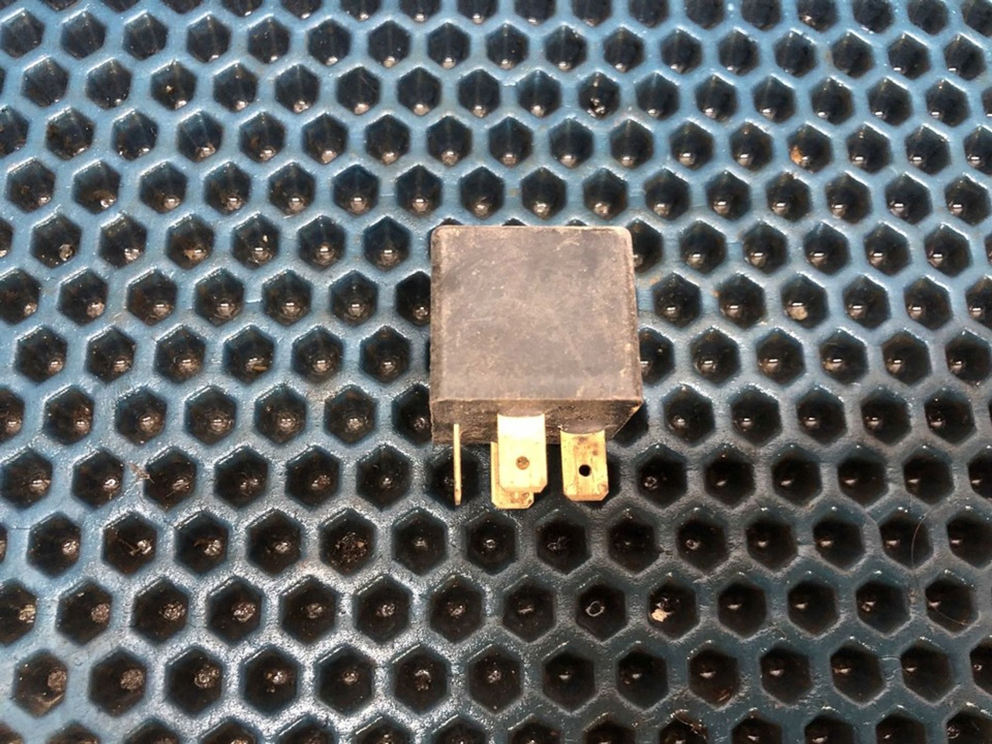 3916025000 Реле Hyundai Solaris I, 300 рублей, Нижний Новгород