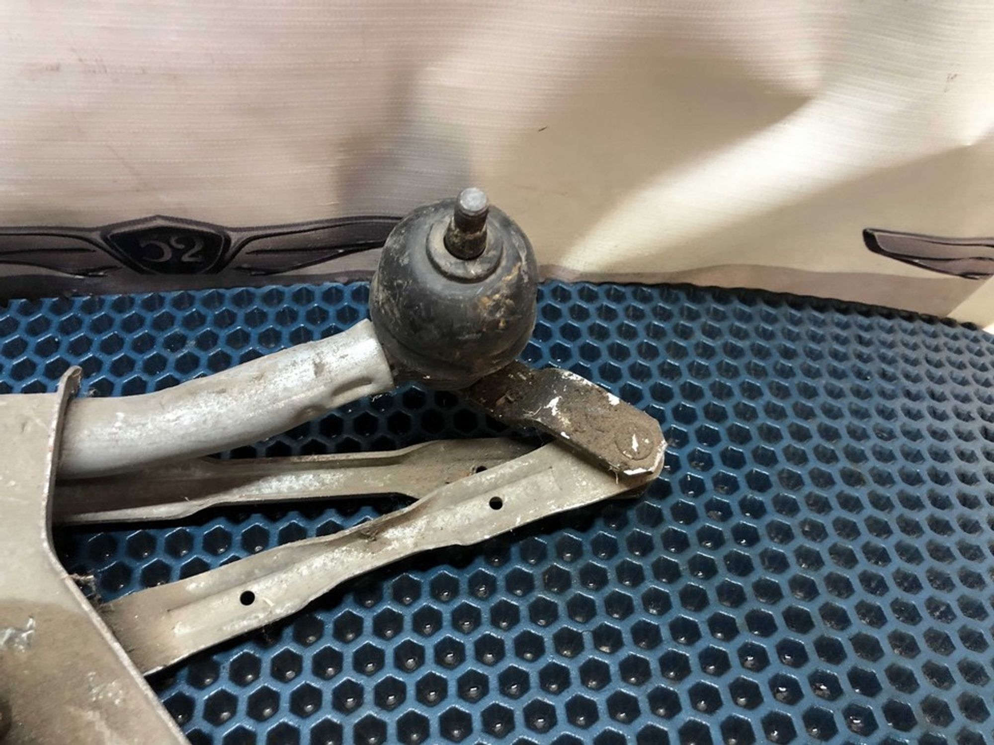 8200619512 Трапеция стеклоочистителей с моторчиком Renault Duster I, 1700 рублей, Нижний Новгород