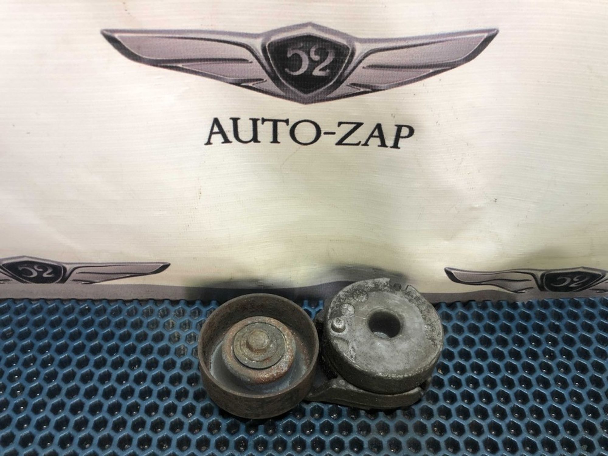 Натяжитель ремня Nissan Неопознанная модель, 1000 рублей, Нижний Новгород