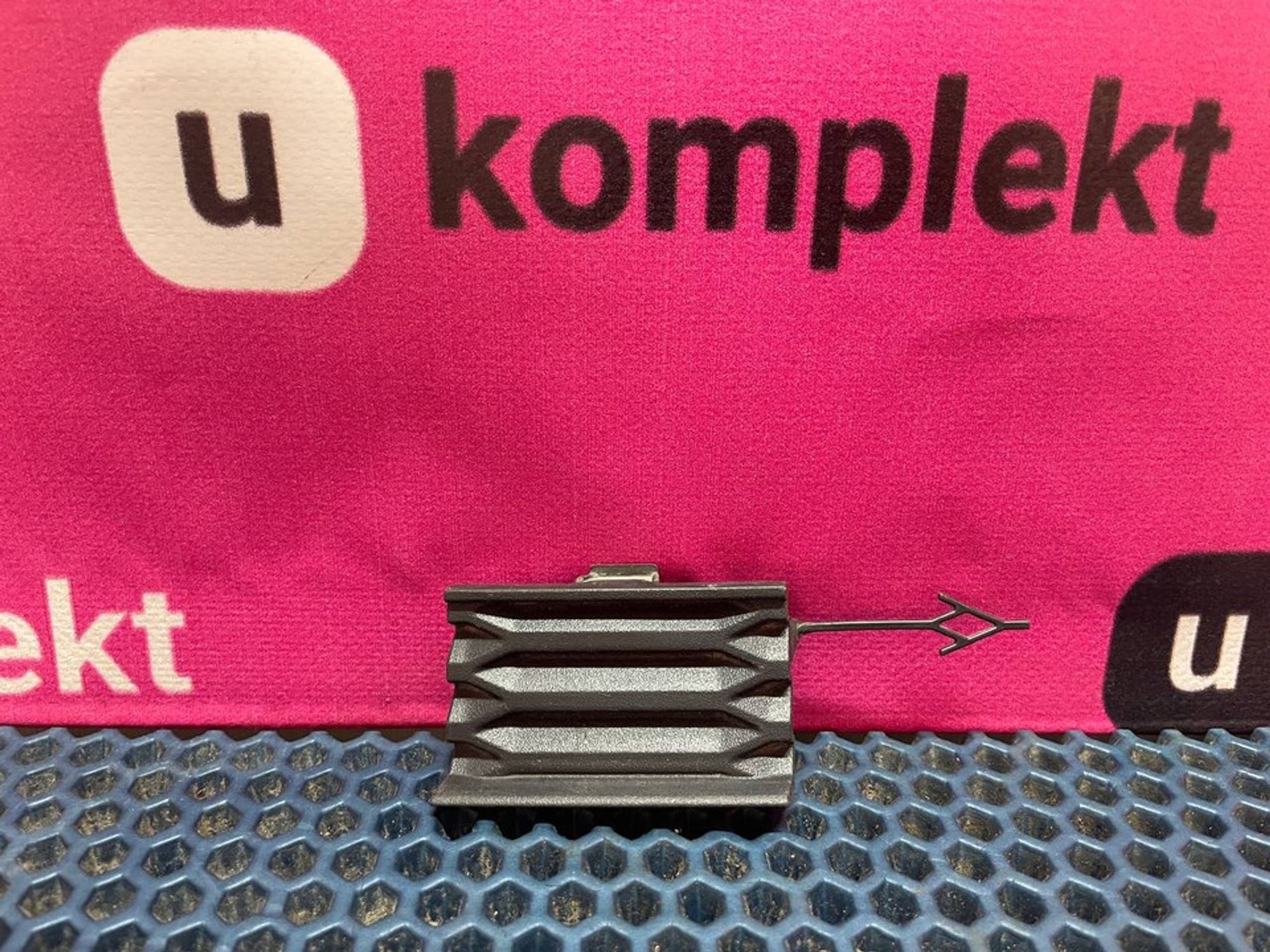 4M0807442D Заглушка заднего бампера правая R Audi Q7 4M, 1200 рублей, Нижний Новгород