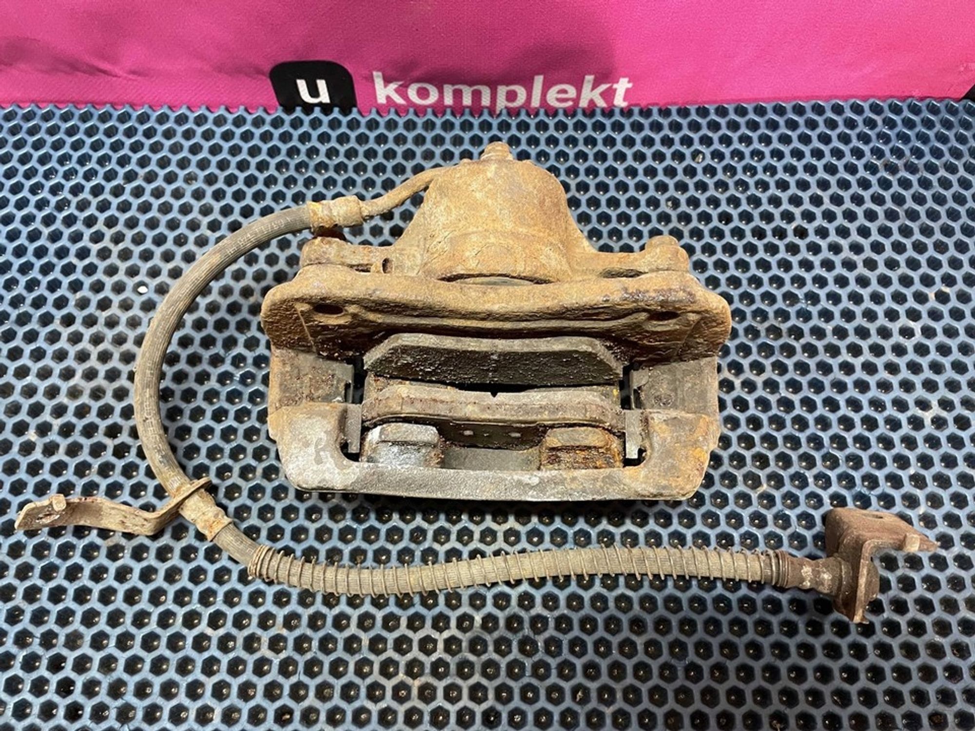 581104L000 Суппорт передний левый L Hyundai Solaris I, 1800 рублей, Нижний Новгород