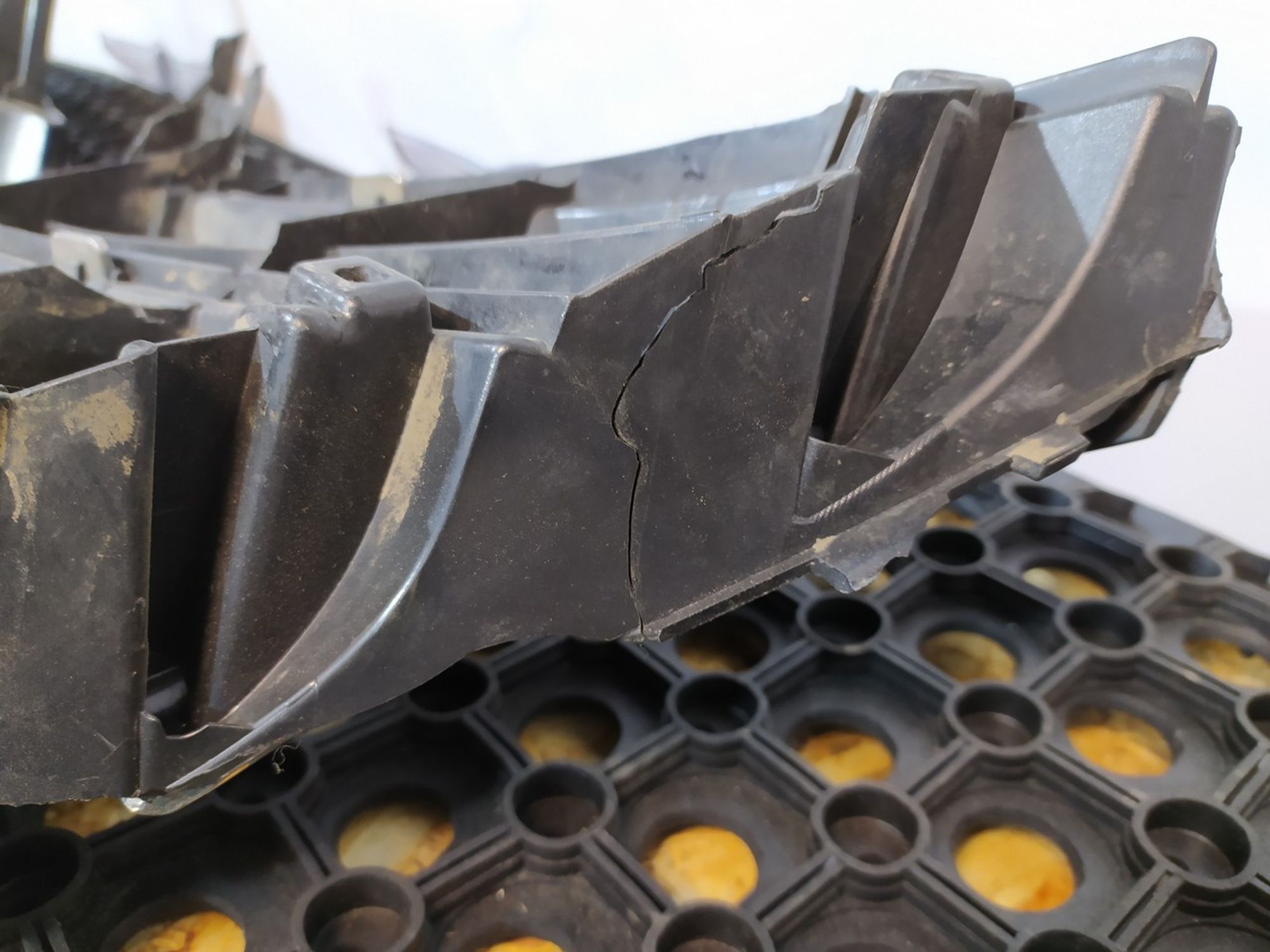 531000K850 Решетка радиатора Toyota Fortuner II, 1600 рублей, Нижний Новгород