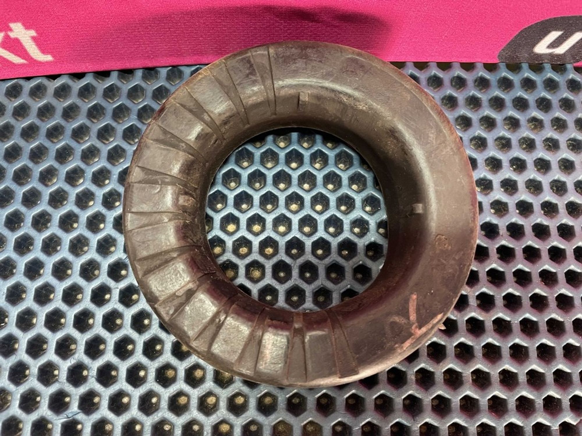 553313X000 Проставка под заднии пружины подвески Hyundai Solaris I, 300 рублей, Нижний Новгород