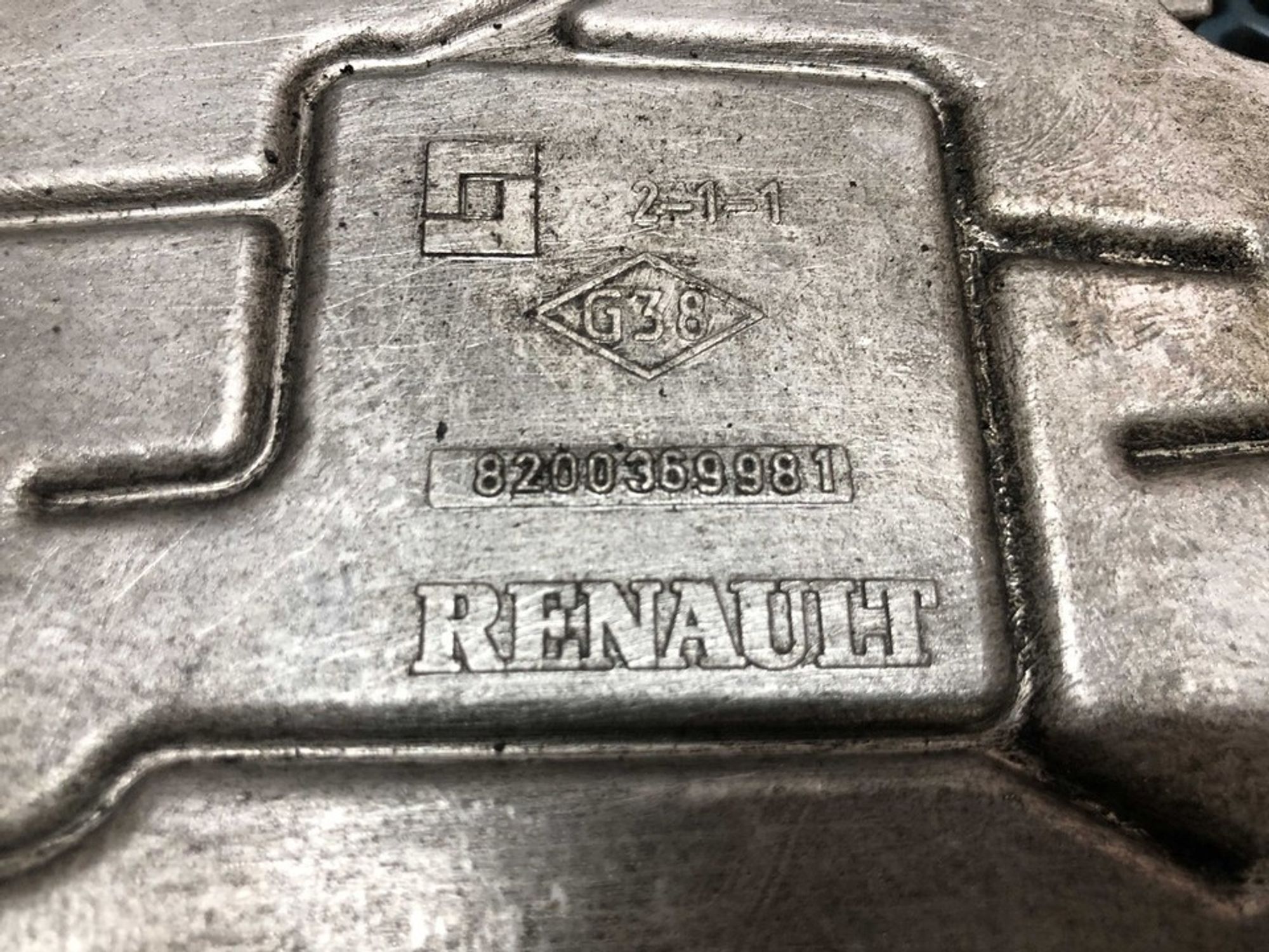 8200369981 Крышка двигателя, 800 рублей, Нижний Новгород