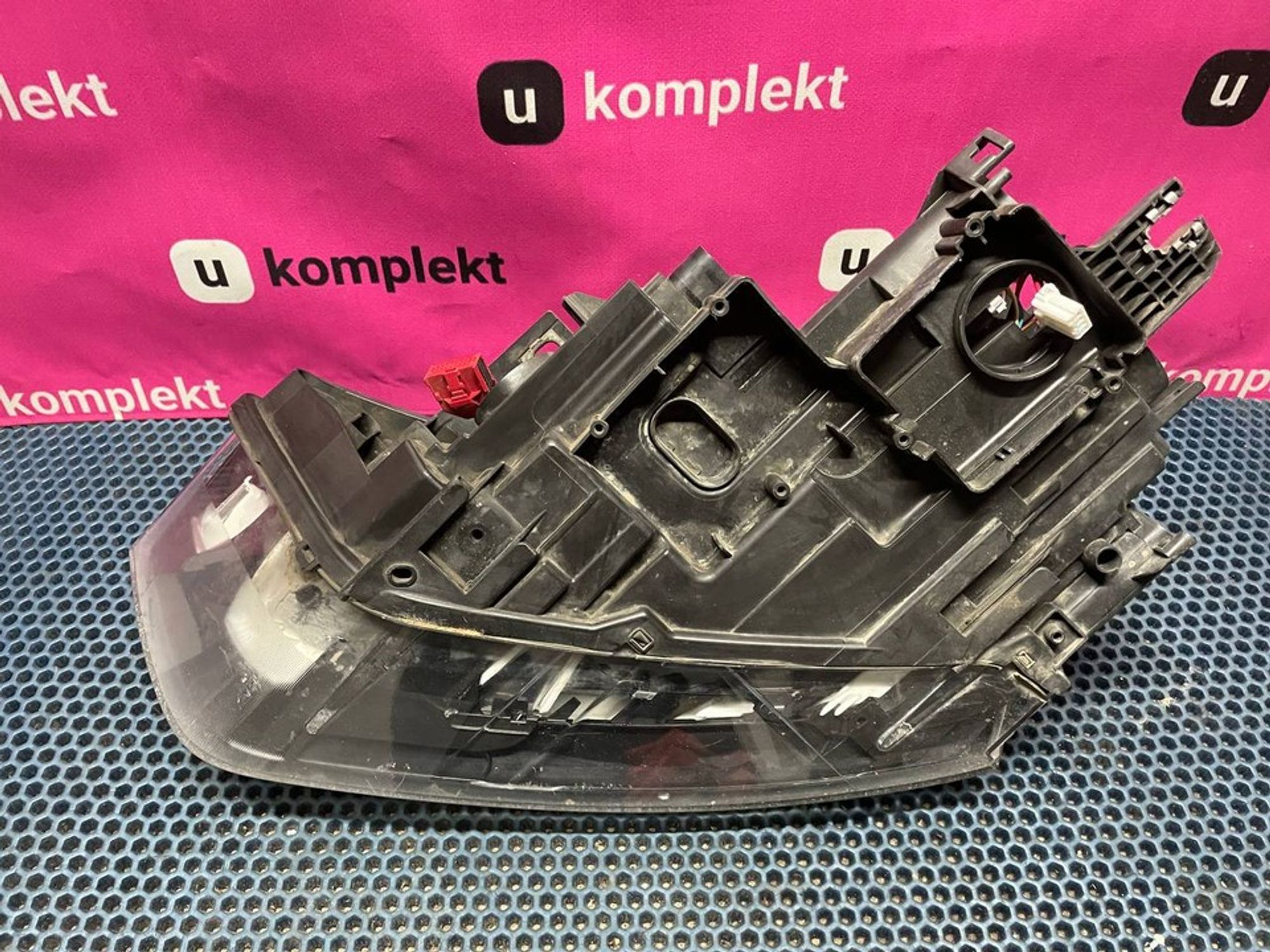 8U0941006 Фара правая R Audi Q3 8U, 7500 рублей, Нижний Новгород