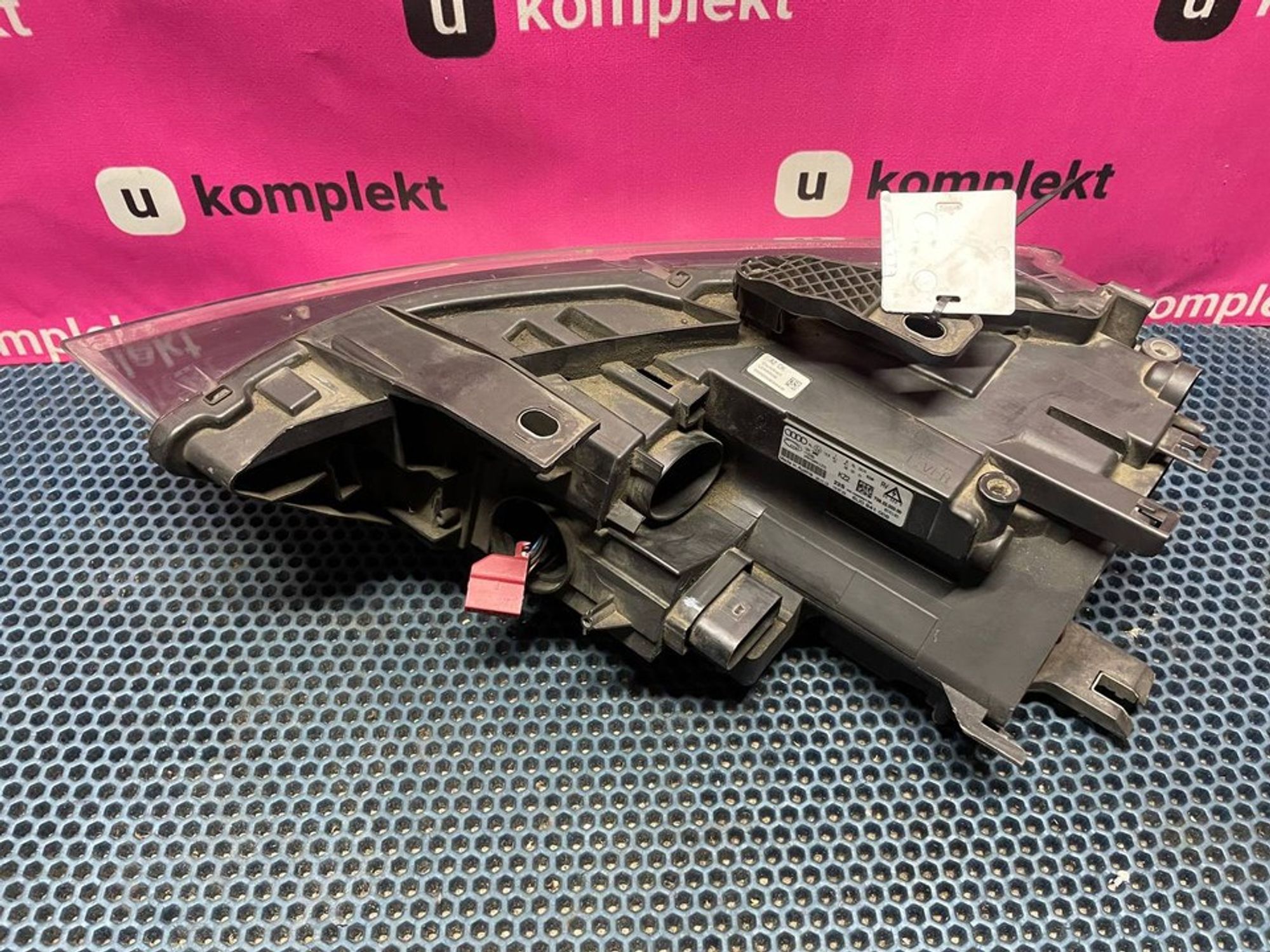 8U0941006 Фара правая R Audi Q3 8U, 7500 рублей, Нижний Новгород