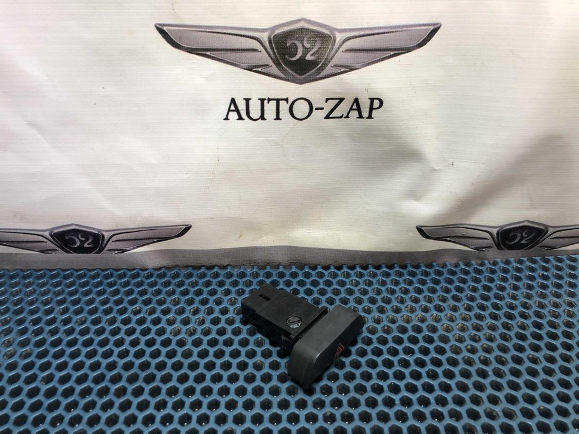 937902H000 Кнопка аварийной сигнализации, 500 рублей, Нижний Новгород