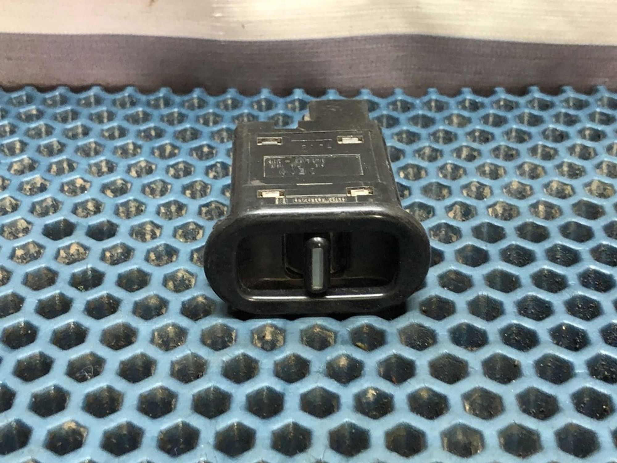 96179135 Кнопка стеклоподъемника Daewoo Nexia I, 300 рублей, Нижний Новгород