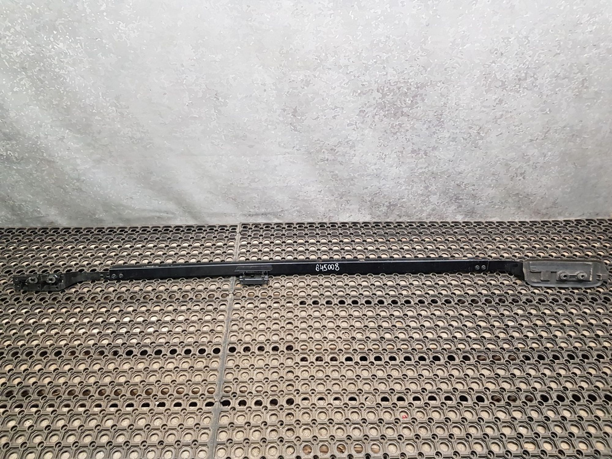 6340860100C0 Рейлинг крыши левый L Toyota Land Cruiser 200, 3000 рублей, Нижний Новгород