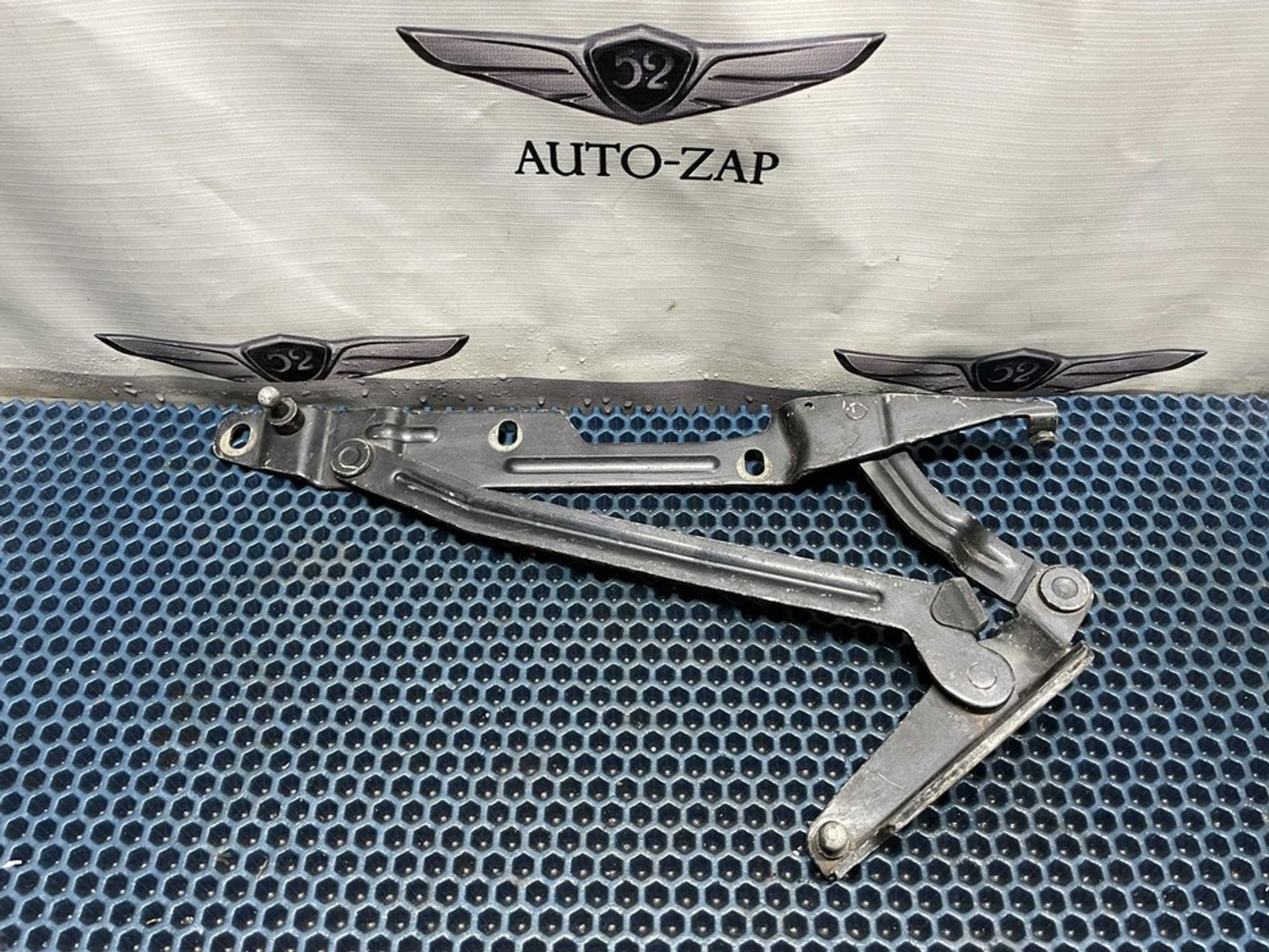 4A5827499A Петля капота левая L Audi 100 C4, 600 рублей, Нижний Новгород