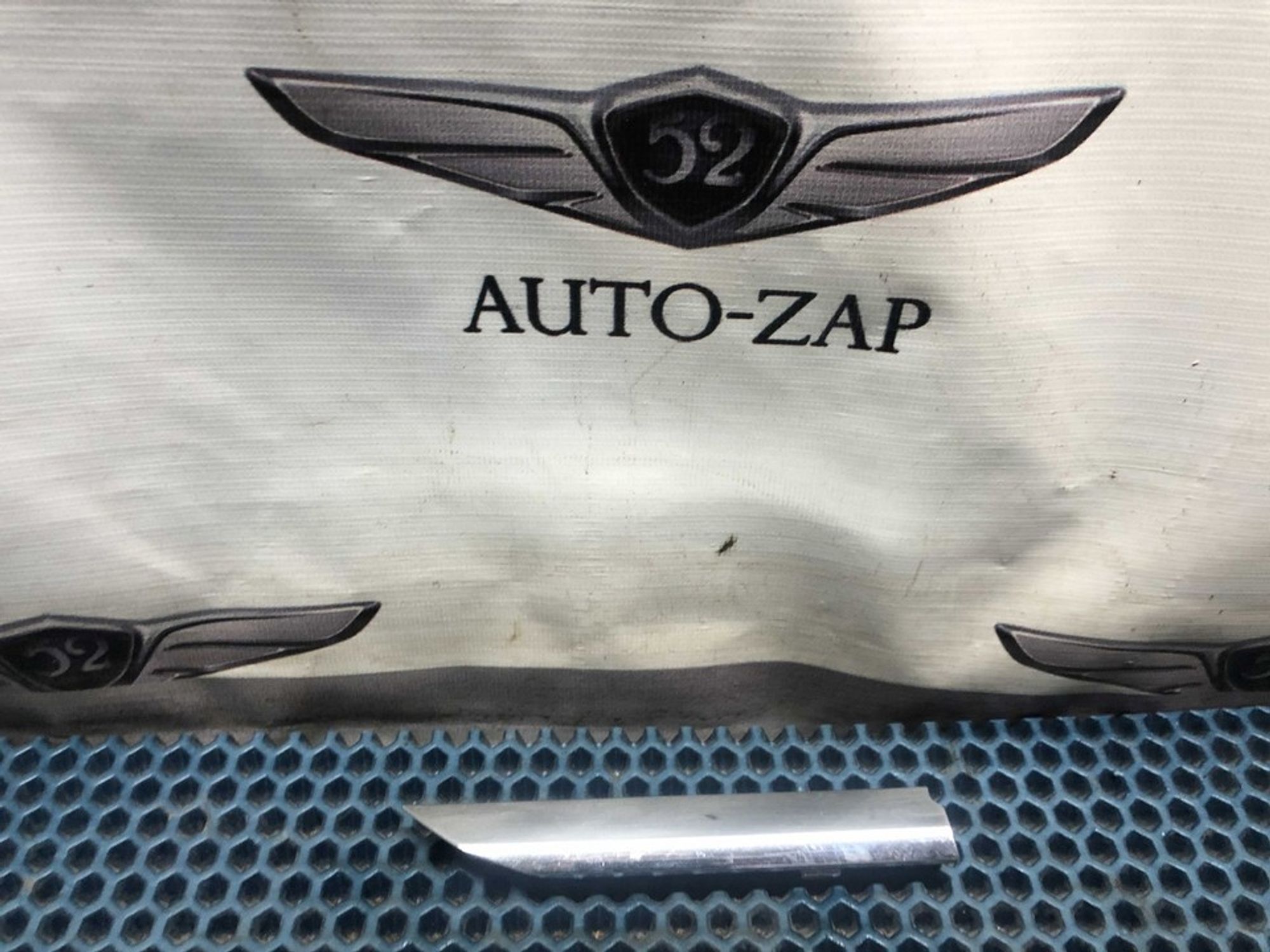 31214627 Часть эмблемы Volvo Неопознанная модель, 400 рублей, Нижний Новгород