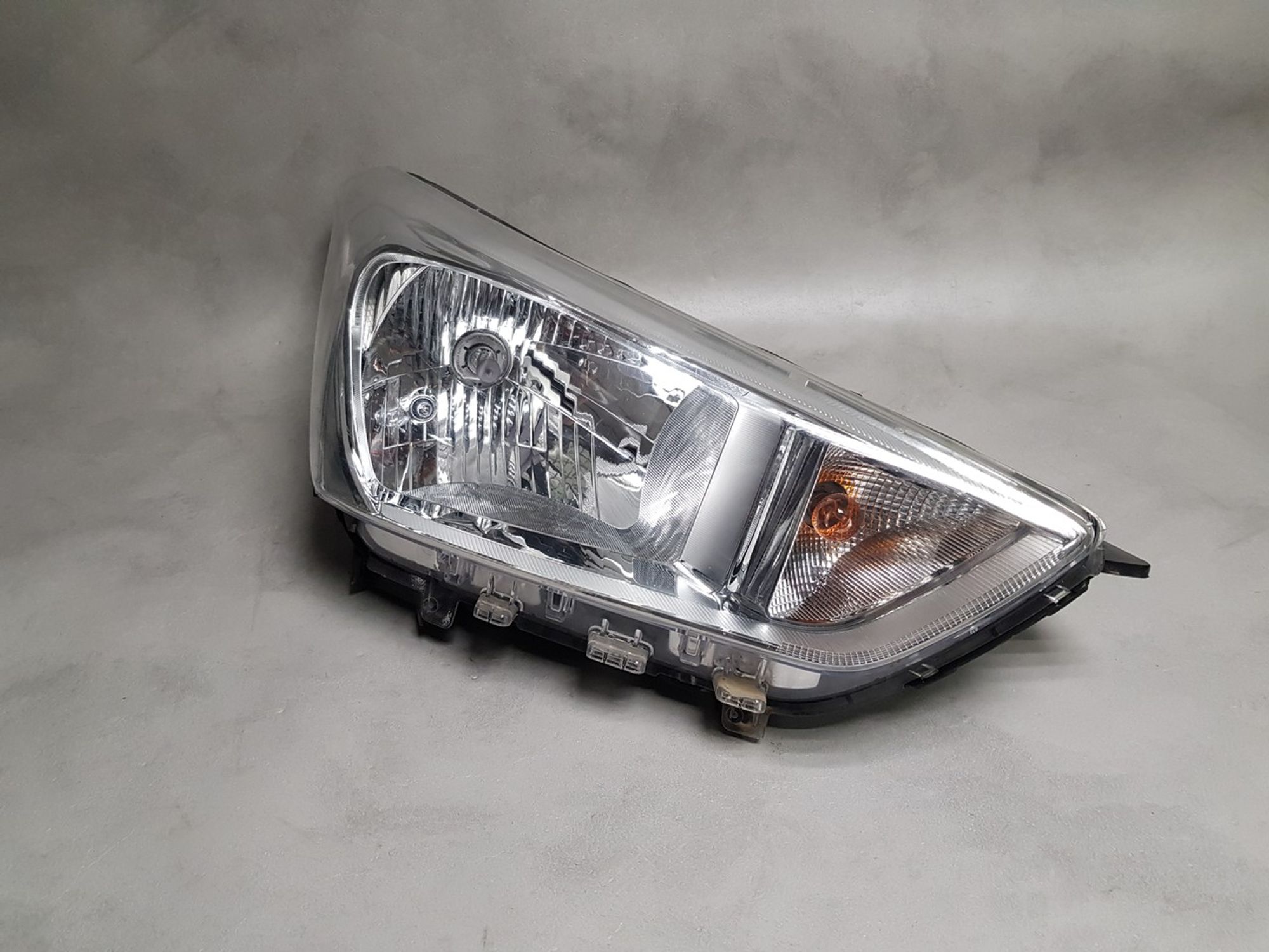 92102M0000 Фара правая R Hyundai Creta I, 3500 рублей, Нижний Новгород