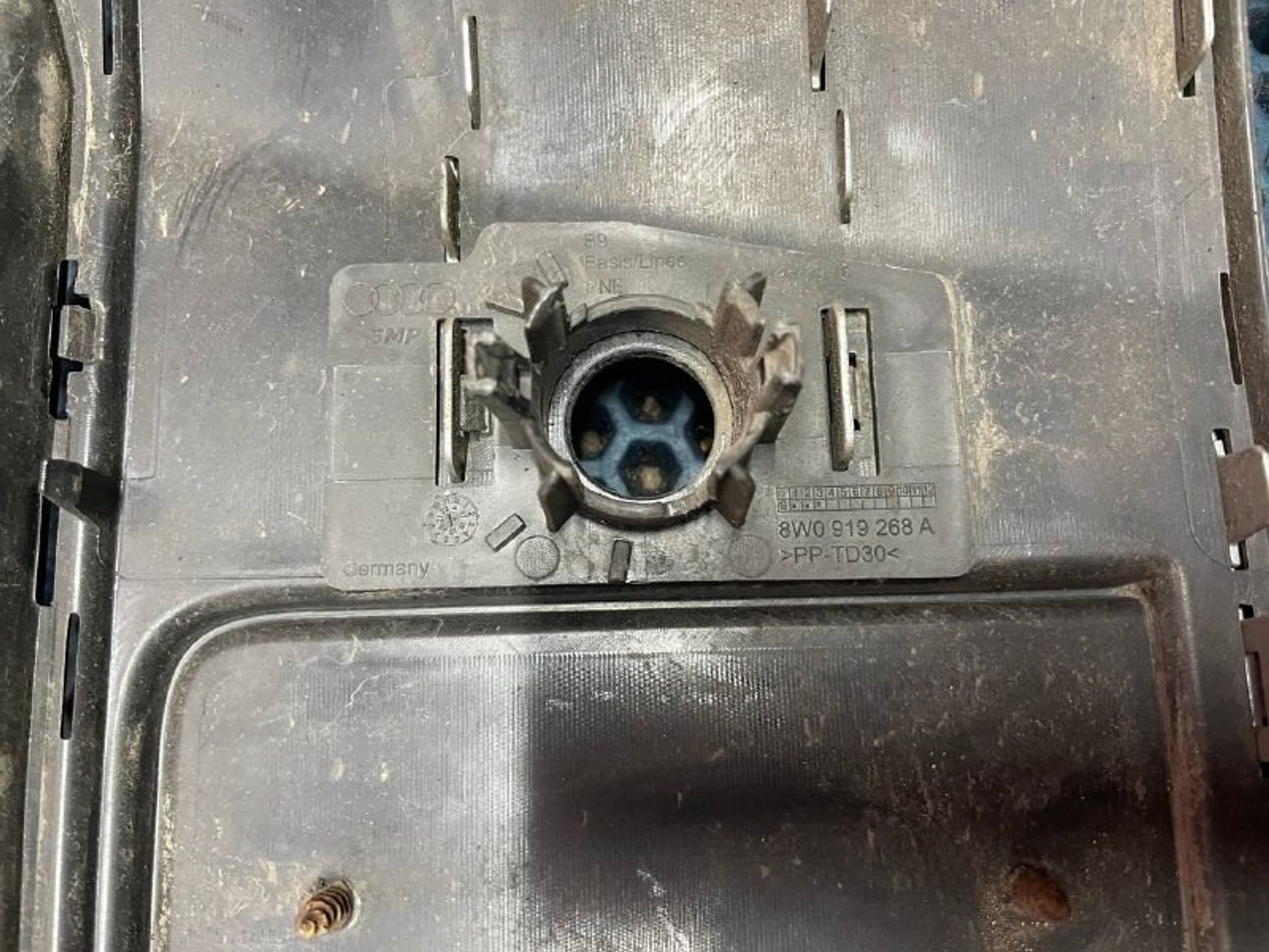 8W0853651A Решетка радиатора Audi A4 B9, 2700 рублей, Нижний Новгород