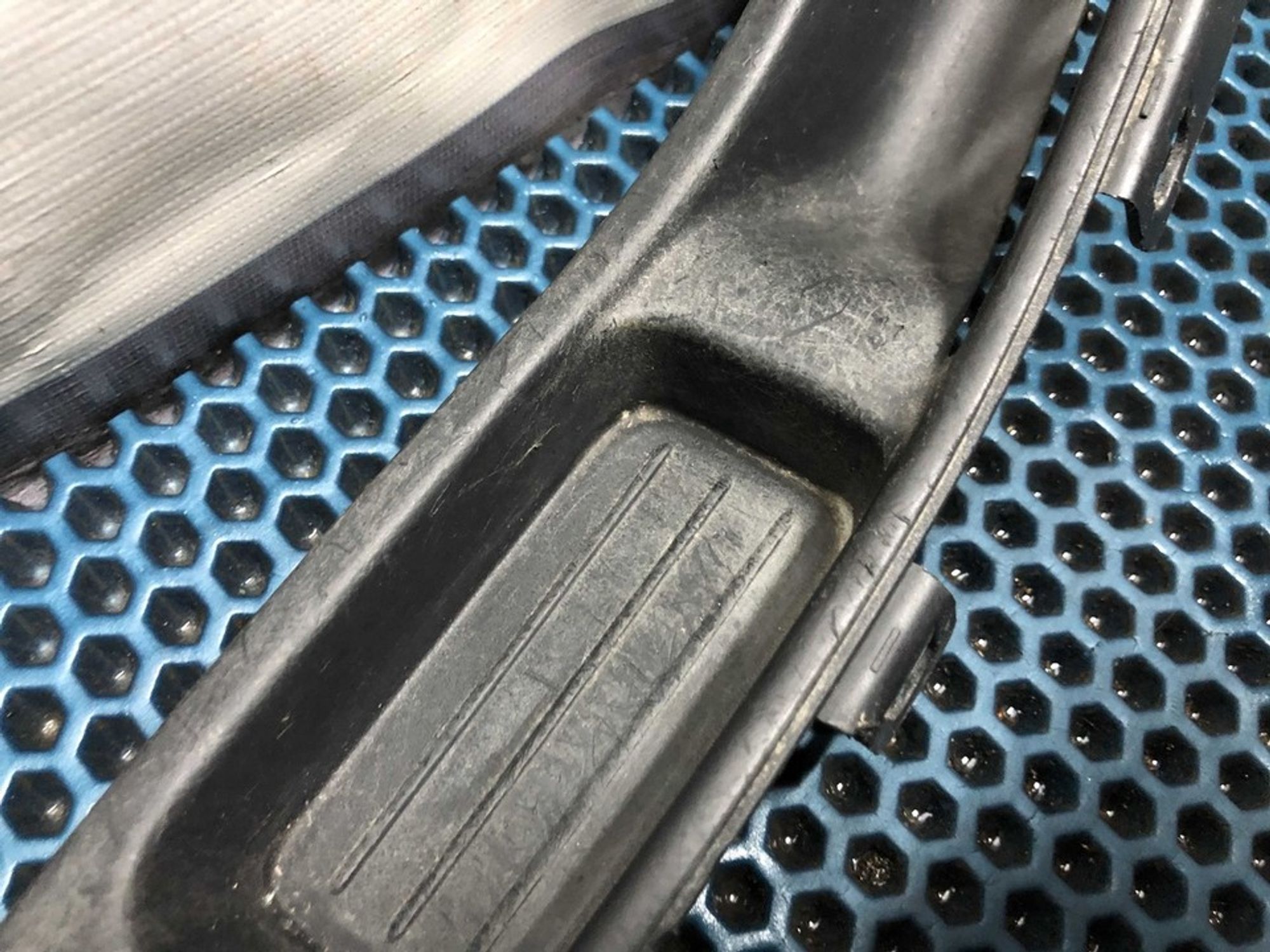 BM51A240A40 Накладка под кнопку стеклоподъемника правая R Ford Focus III, 400 рублей, Нижний Новгород