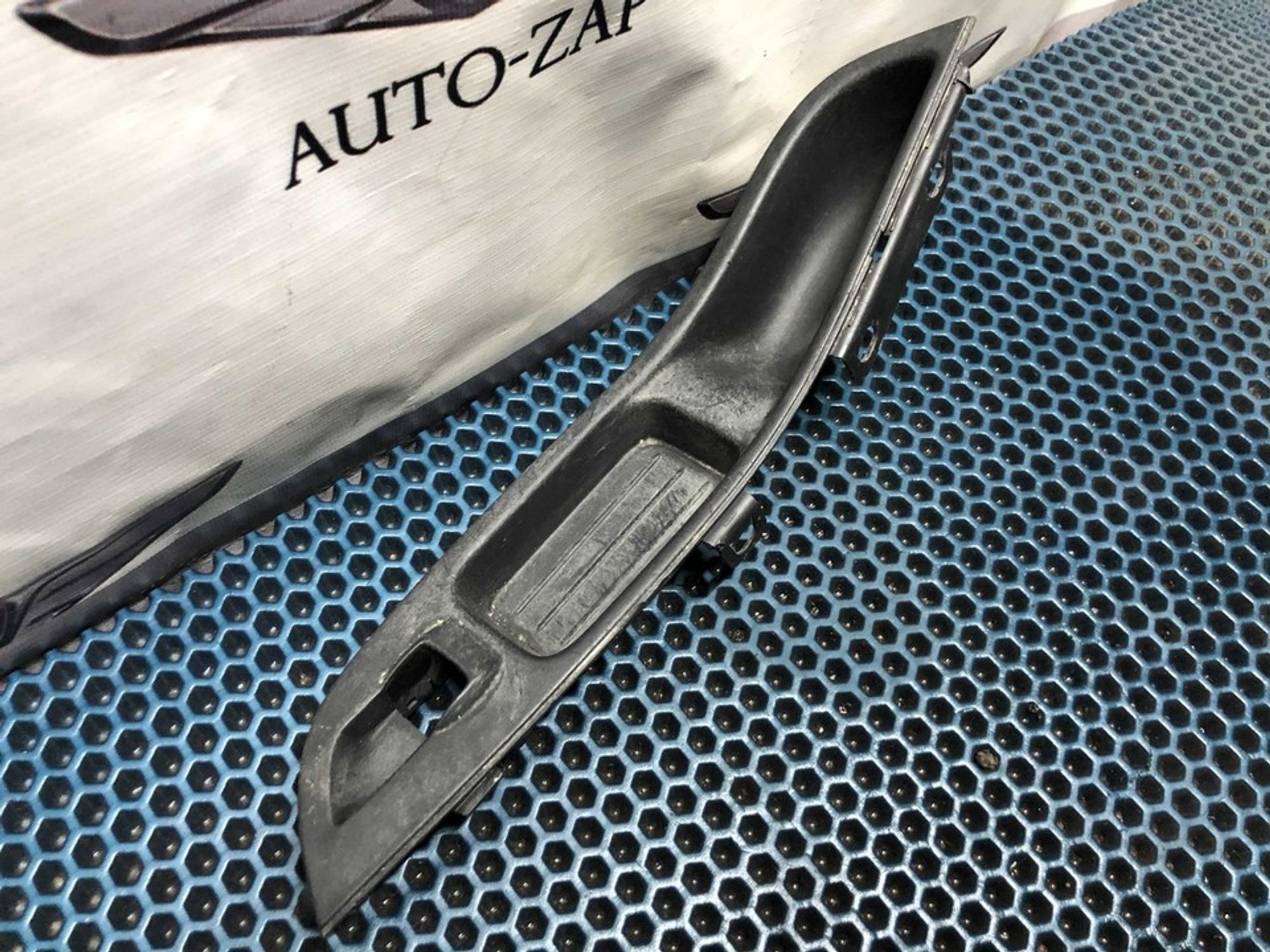 BM51A240A40 Накладка под кнопку стеклоподъемника правая R Ford Focus III, 400 рублей, Нижний Новгород