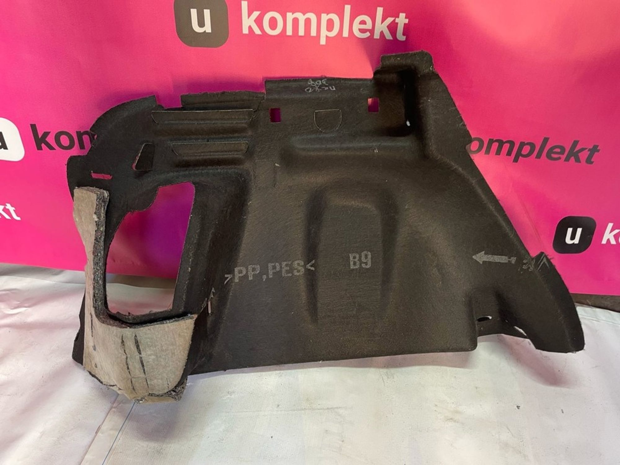 7467AC Обшивка багажника боковая правая R Peuge..., 600 рублей, Нижний Новгород