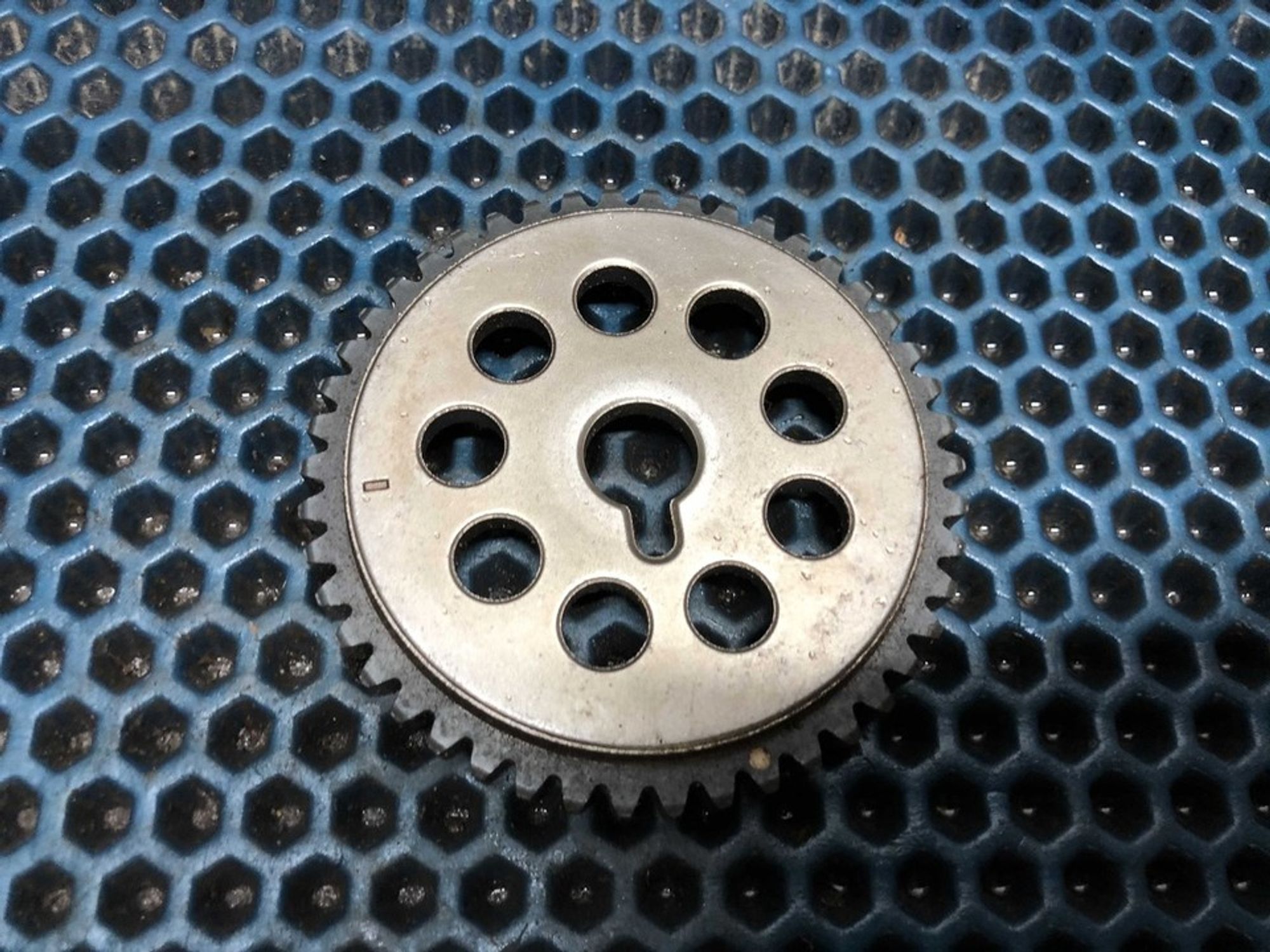 242212B000 Шестерня распредвала Hyundai Solaris I, 800 рублей, Нижний Новгород