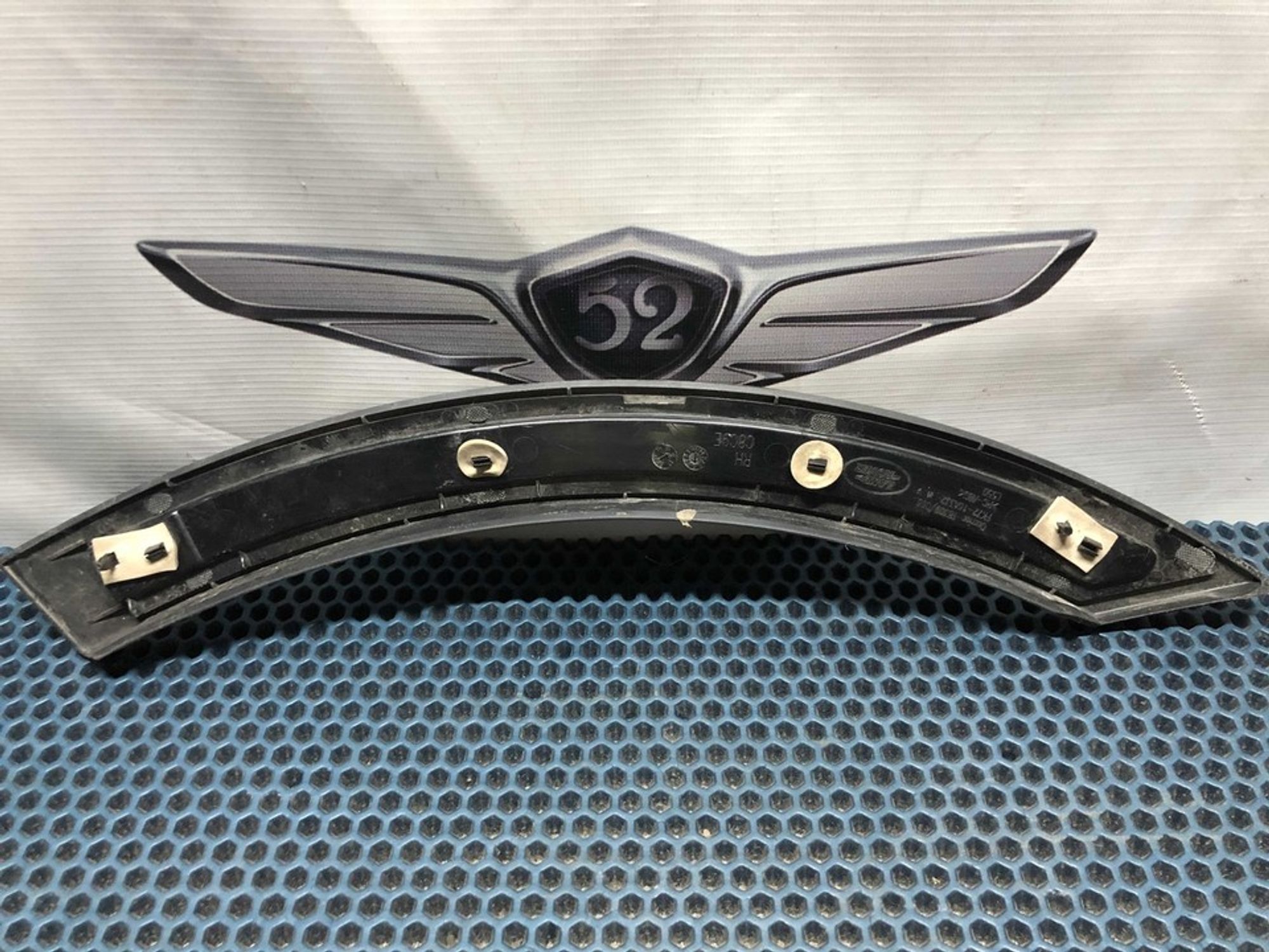 FK7216A332 Расширитель двери задний правый R Land Rover Discovery V, 1200 рублей, Нижний Новгород