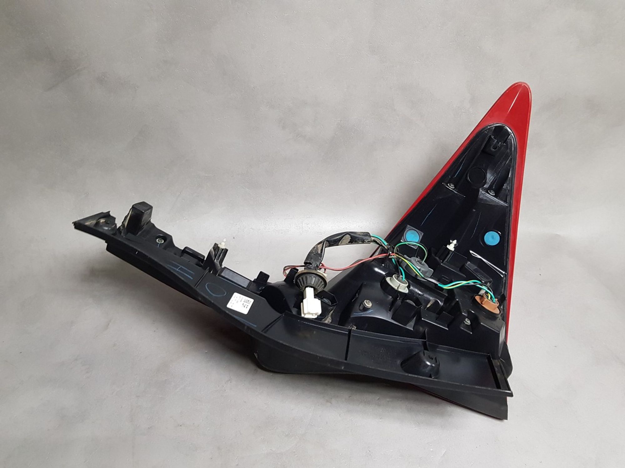 8330A990 Фонарь задний правый R Mitsubishi Montero Sport II, 1900 рублей, Нижний Новгород