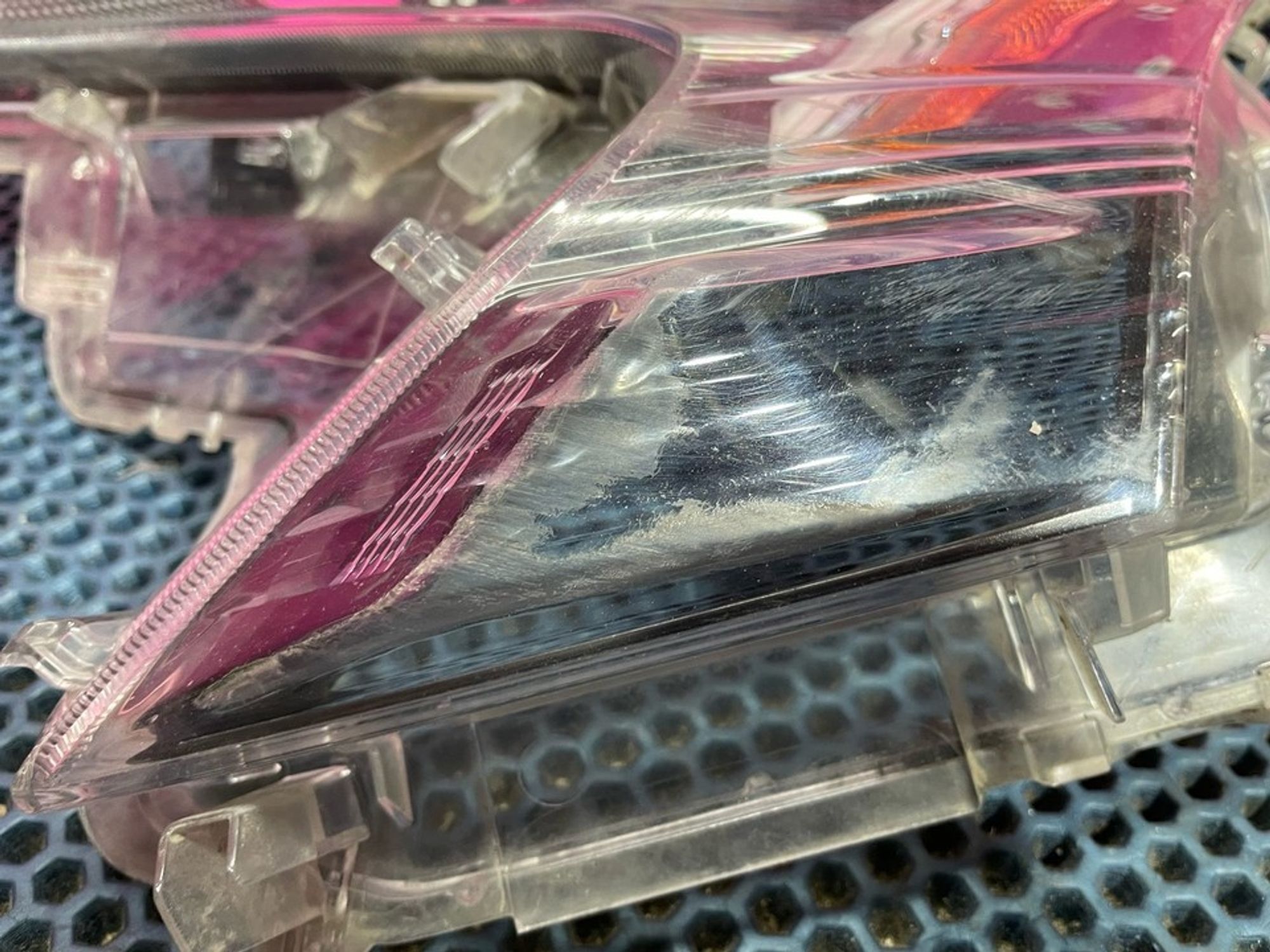 8117147691 Стекло левой фары Toyota Prius XW50, 8000 рублей, Нижний Новгород