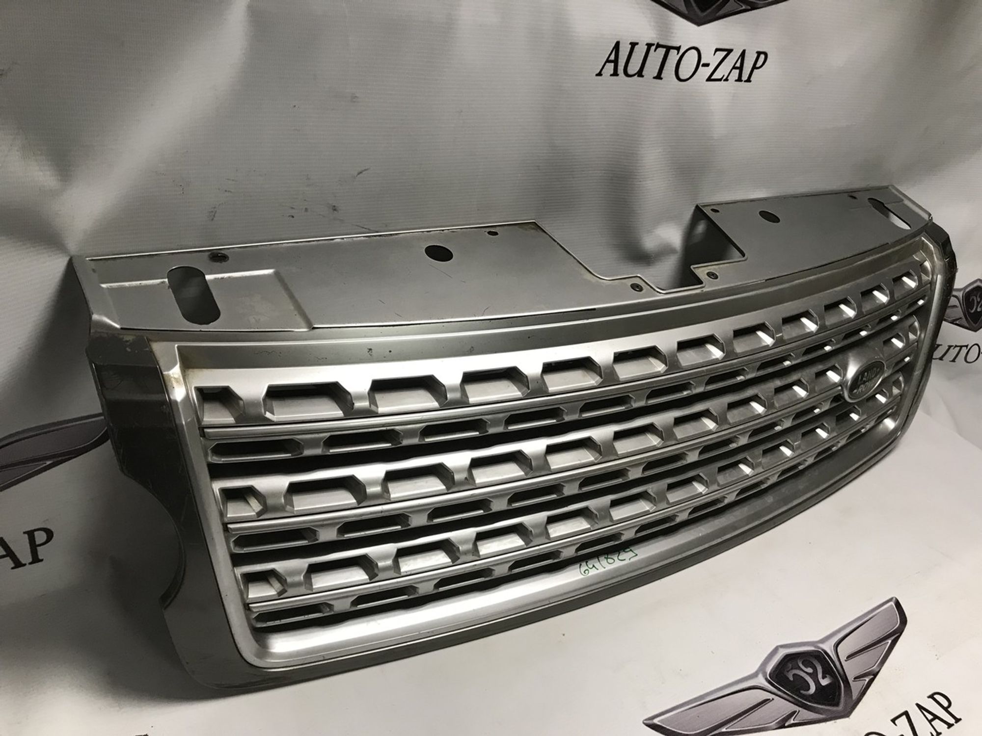 LR077428 Решетка радиатора Land Rover Range Rover IV, 5500 рублей, Нижний Новгород