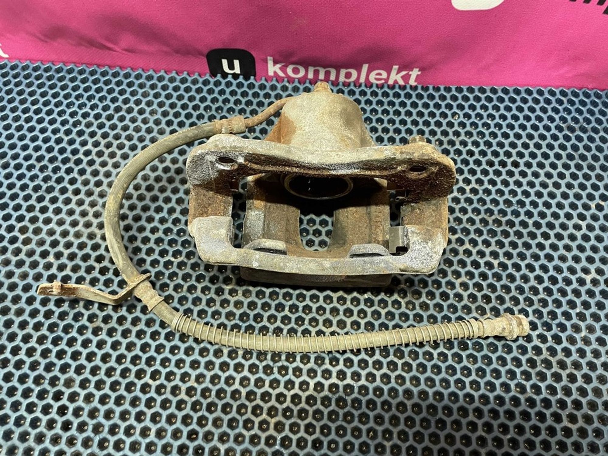 581104L000 Суппорт передний левый L Hyundai Solaris I, 1800 рублей, Нижний Новгород