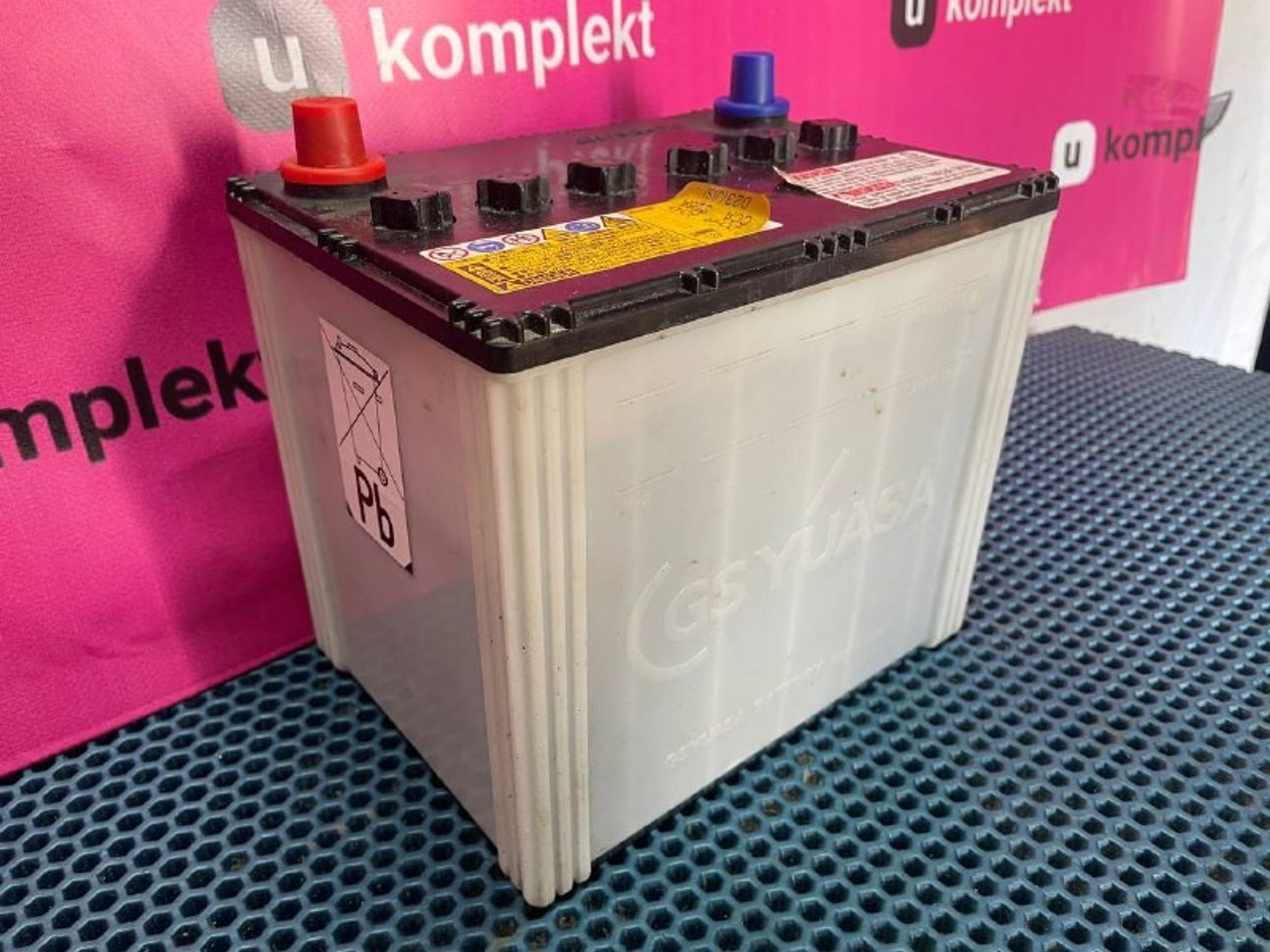 Аккумуляторная батарея Toyota RAV4 CA40, 2000 рублей, Нижний Новгород