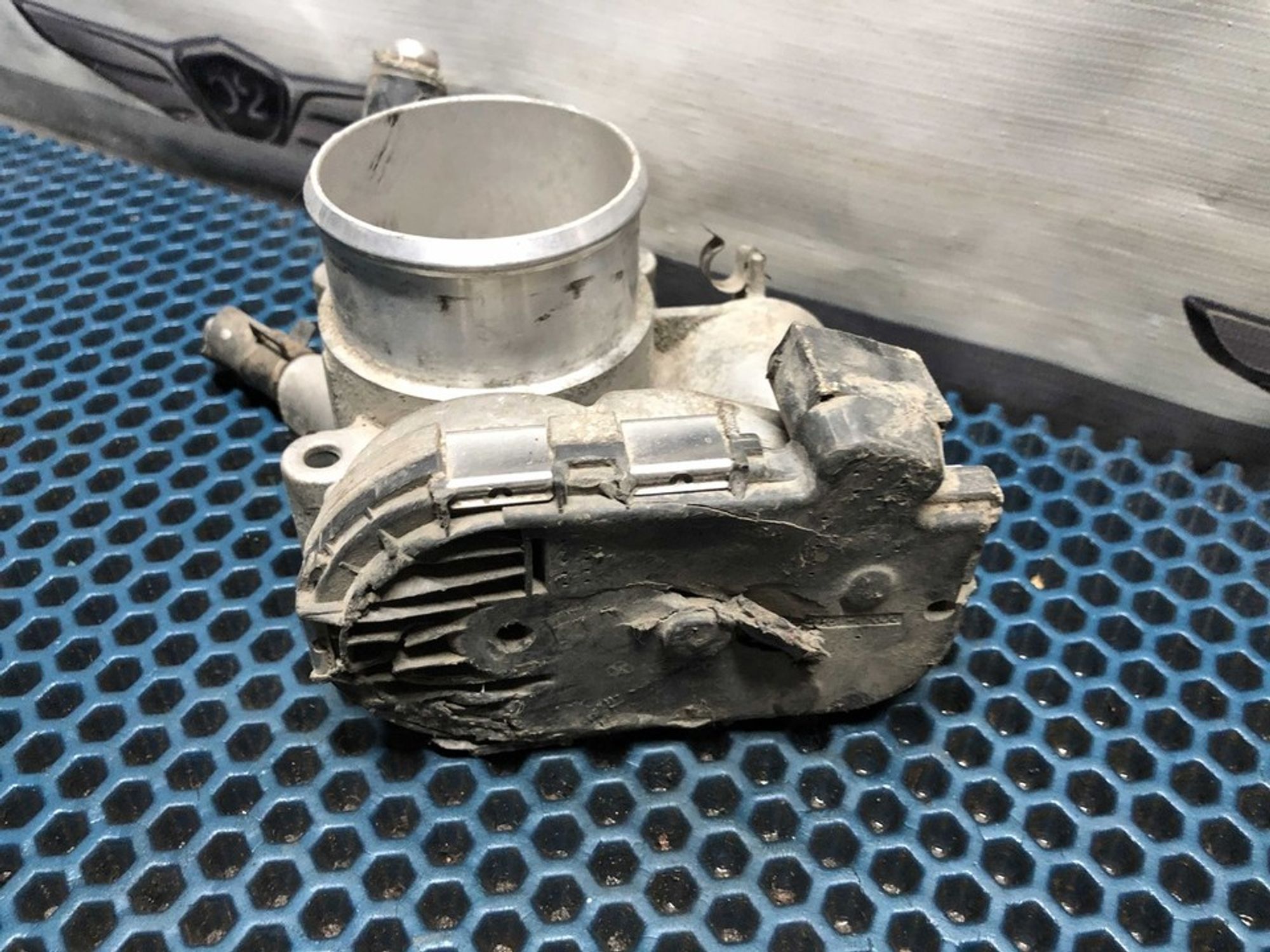 351002B150 Заслонка дроссельная Hyundai Solaris I, 700 рублей, Нижний Новгород