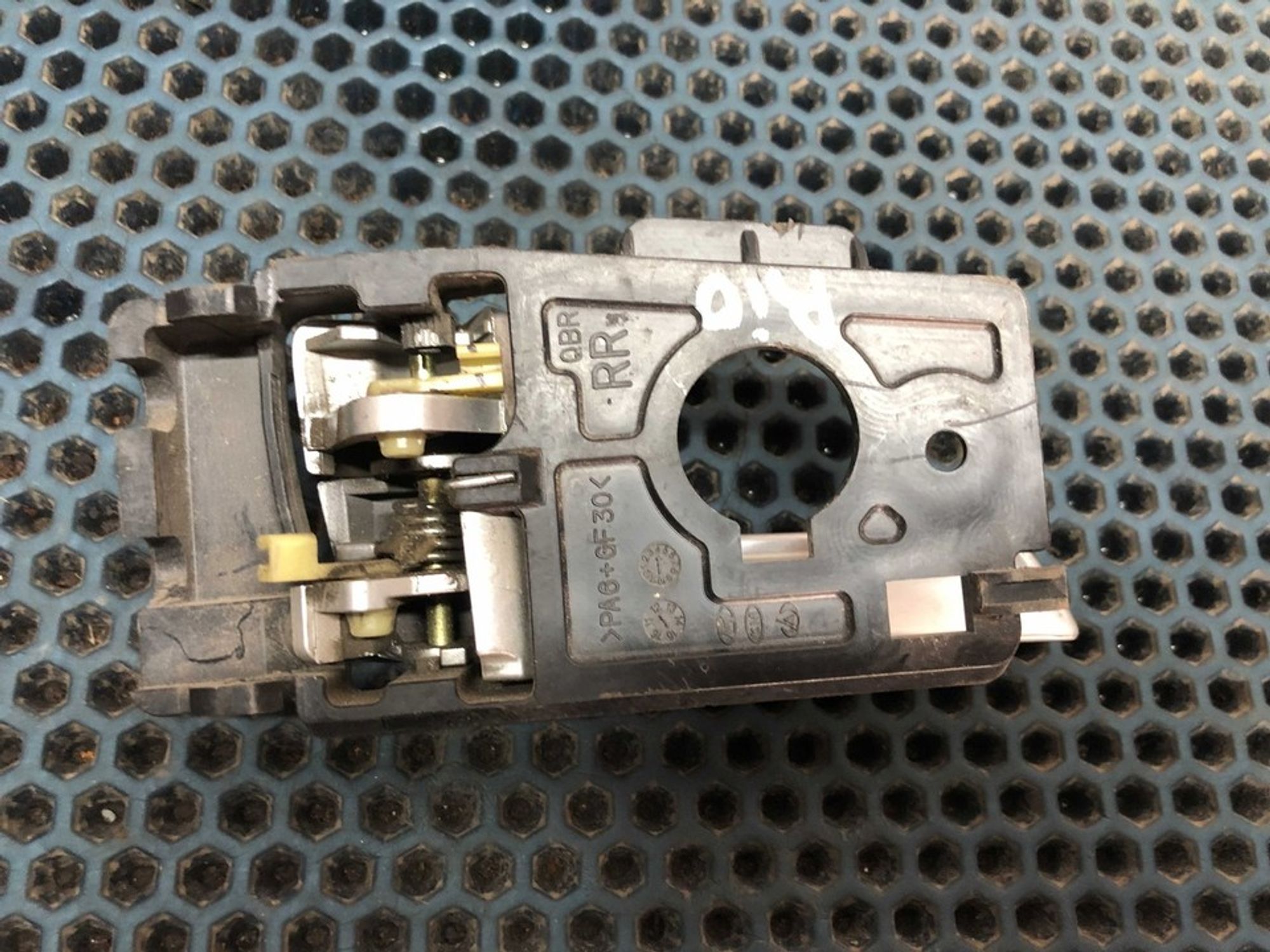 826204Y000 Ручка двери внутренняя задняя правая R Kia Rio III, 500 рублей, Нижний Новгород