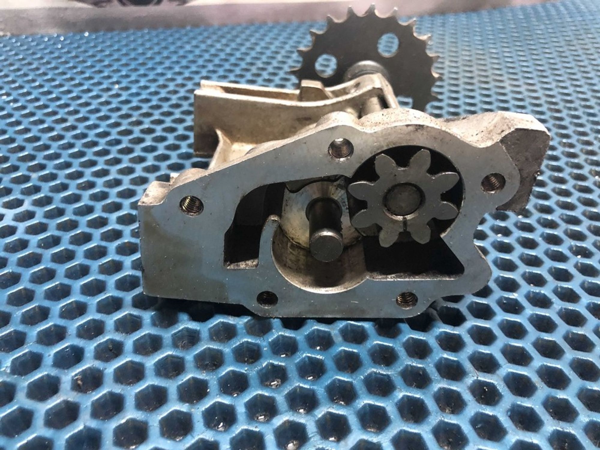 8200066235 Насос масляный Renault Clio II, 1400 рублей, Нижний Новгород