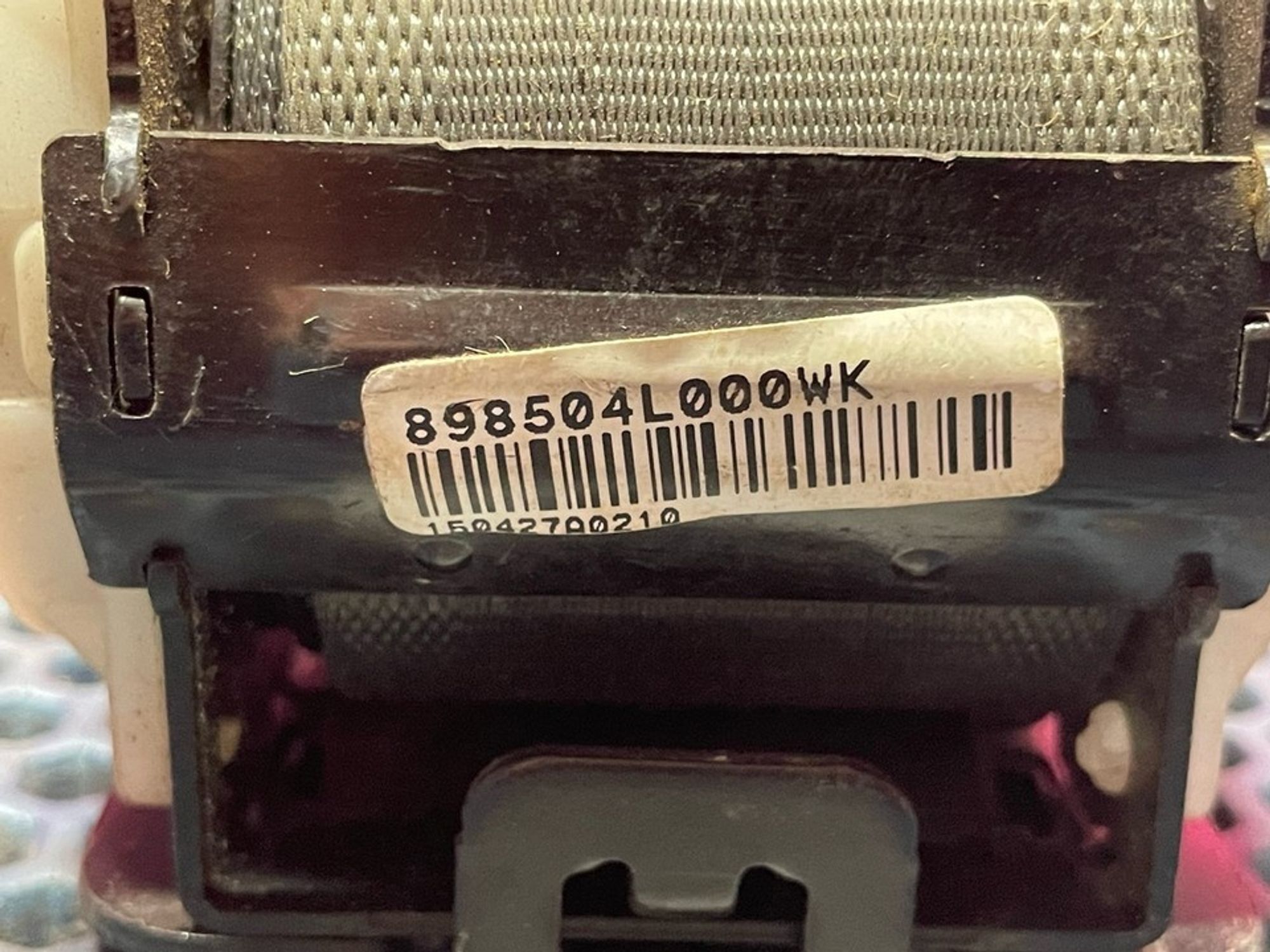 898504L000 Ремень безопасности задний центральный Hyundai Solaris I, 500 рублей, Нижний Новгород