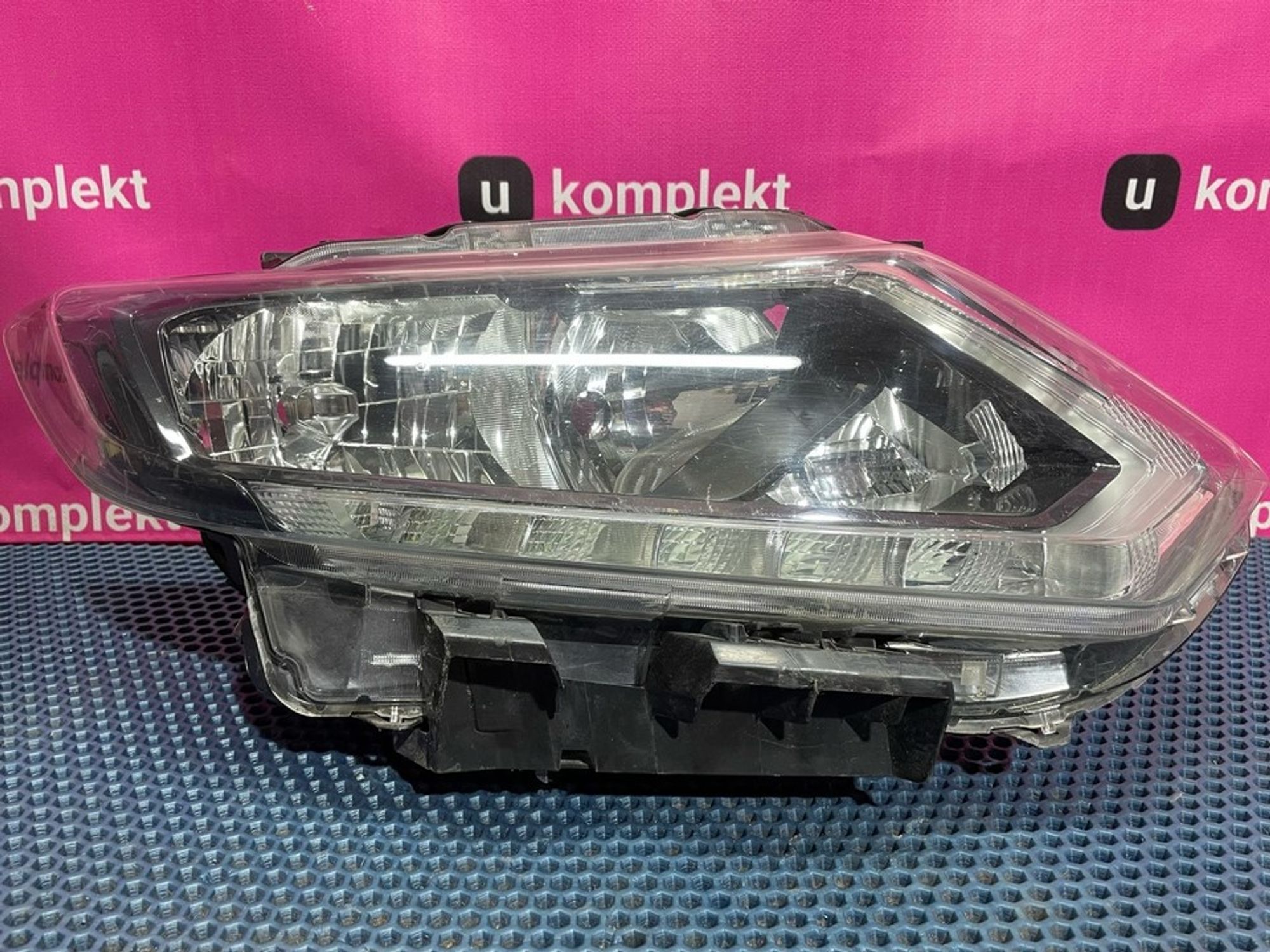 260104CC1C Фара правая R Nissan X-Trail T32, 3500 рублей, Нижний Новгород
