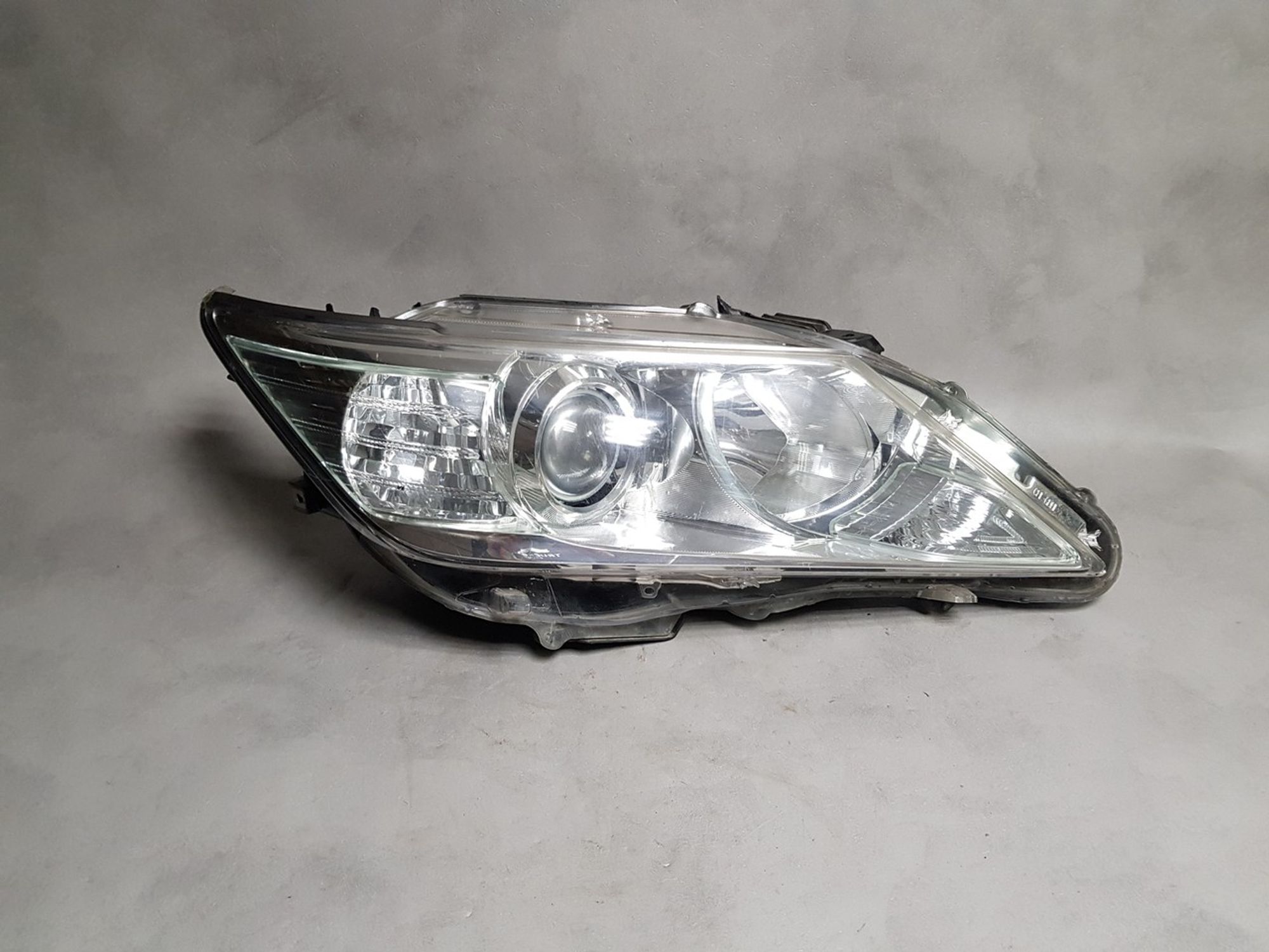 8114533B00 Фара правая R Toyota Camry XV50, 5500 рублей, Нижний Новгород