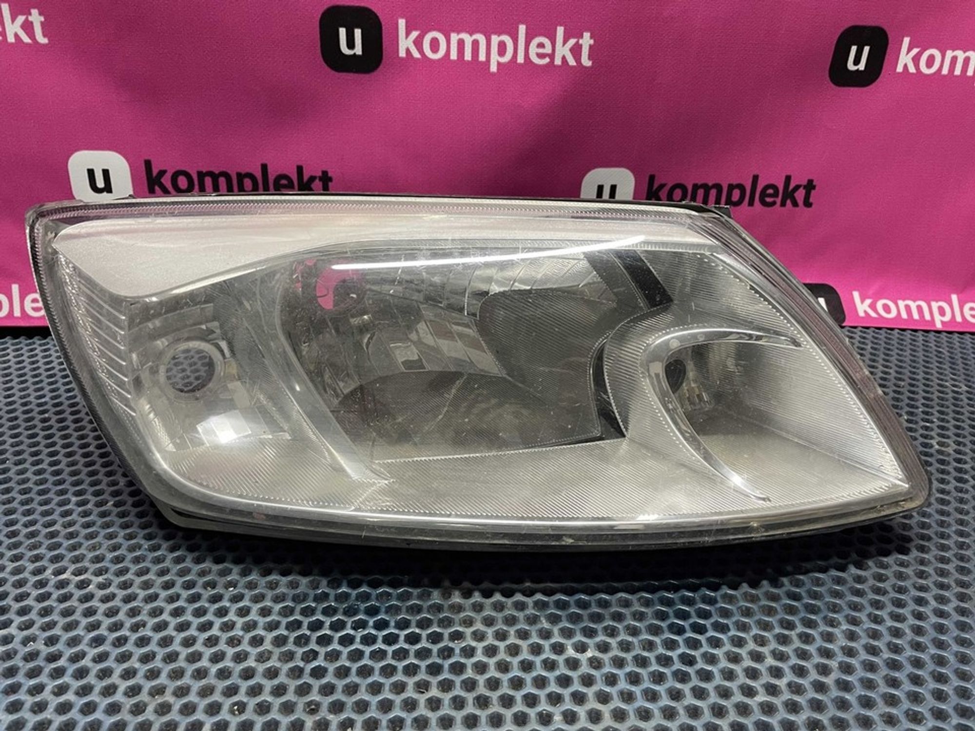 21903711010 Фара правая R Lada Granta, 700 рублей, Нижний Новгород