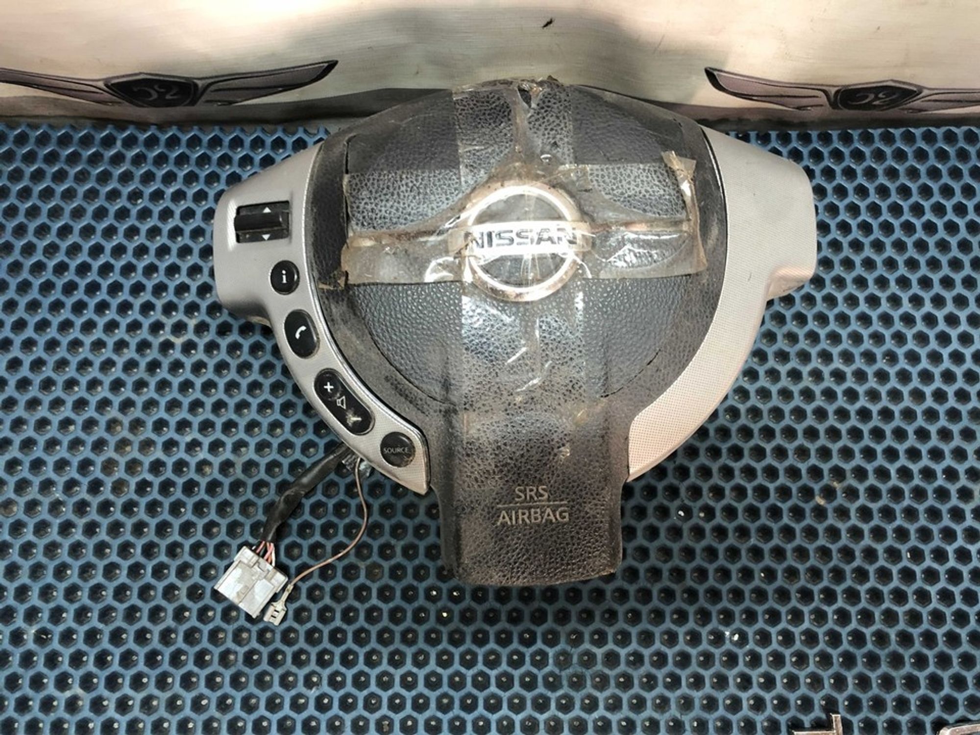 98510JD18C Подушка безопасности водителя Nissan Qashqai J10, 1500 рублей, Нижний Новгород