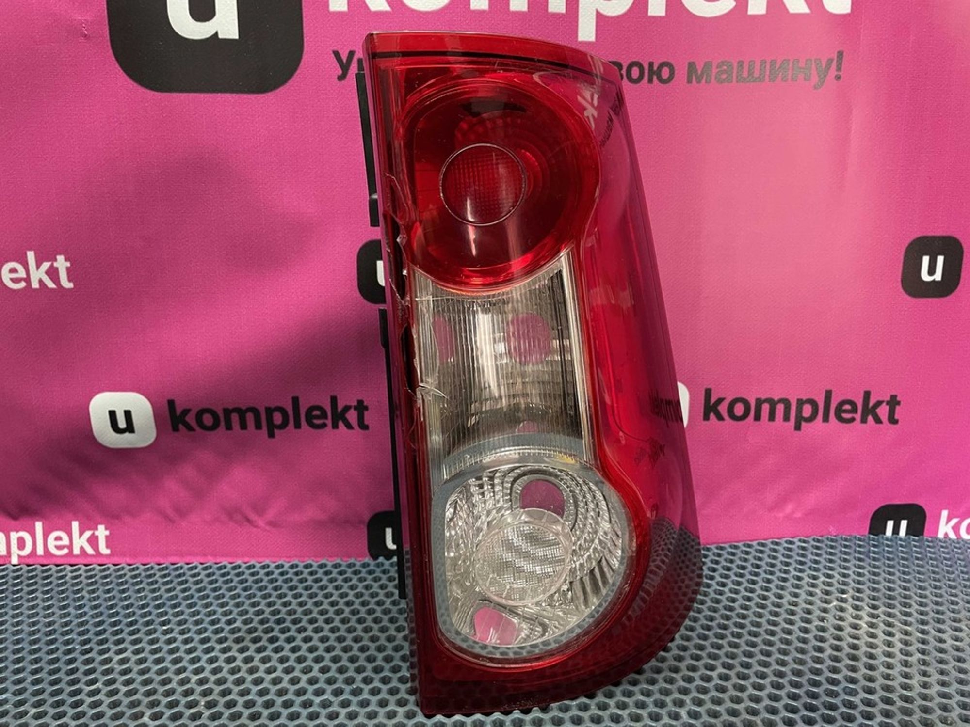 8200864610 Фонарь задний правый R Lada Largus, 600 рублей, Нижний Новгород