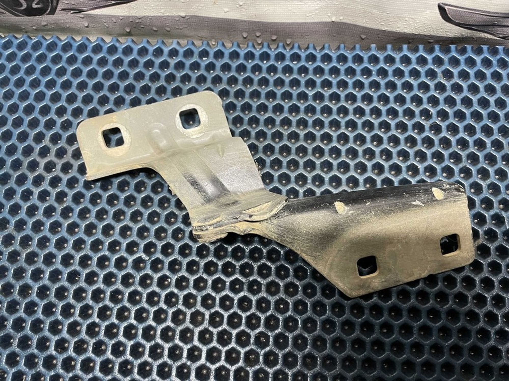 468183 Петля капота левая L Renault Megane II, 500 рублей, Нижний Новгород