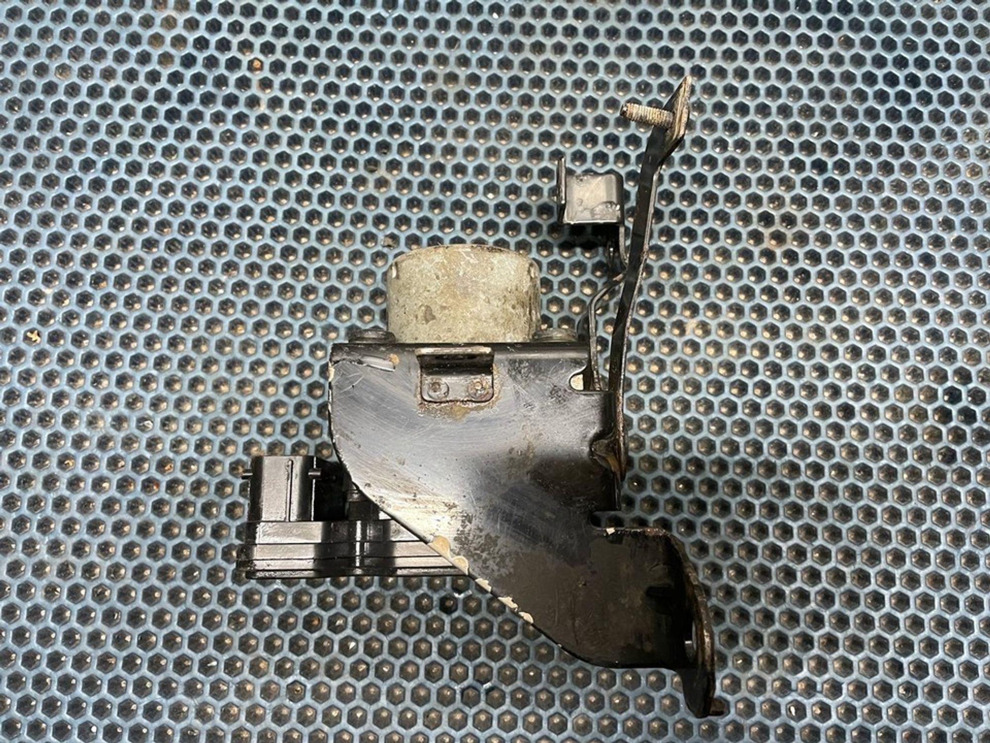 589204L100 Блок ABS (насос) Hyundai Solaris I, 2200 рублей, Нижний Новгород