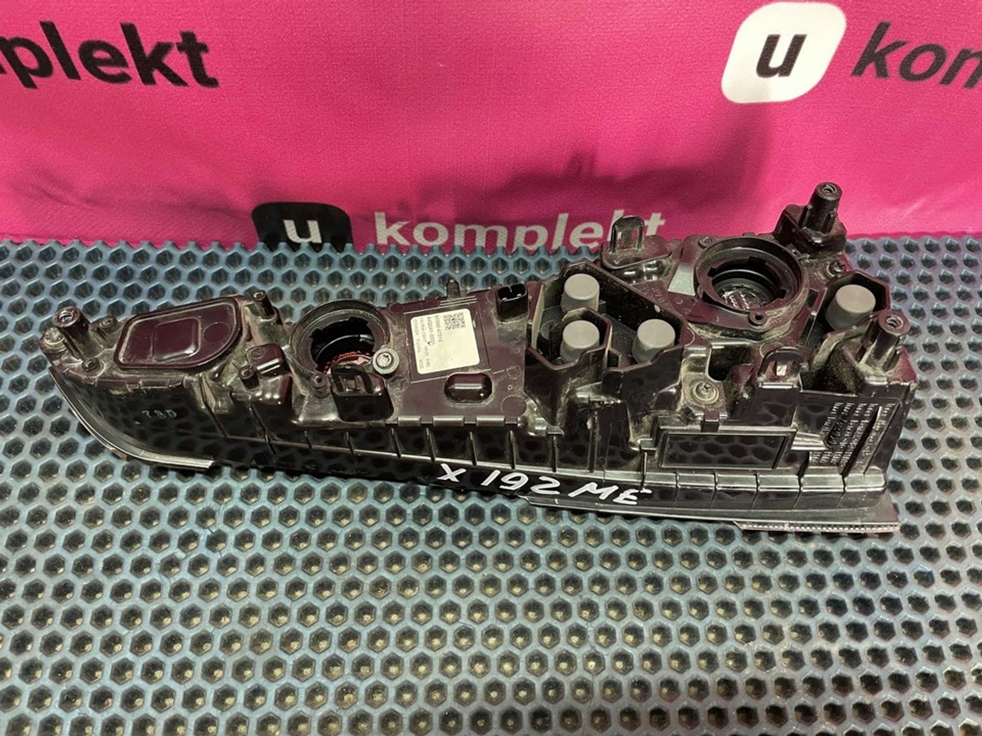 8158047010 Фонарь задний правый R Toyota Prius XW50, 2000 рублей, Нижний Новгород