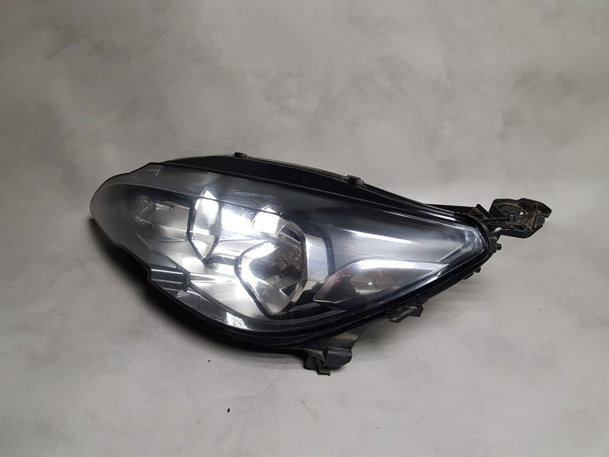 9677523080 Фара левая L Peugeot 308 II, 3900 рублей, Нижний Новгород