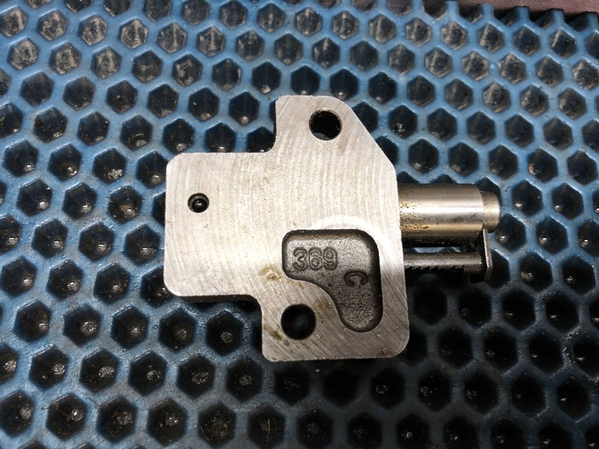 244102B000 Натяжитель цепи ГРМ Hyundai Solaris I, 1500 рублей, Нижний Новгород