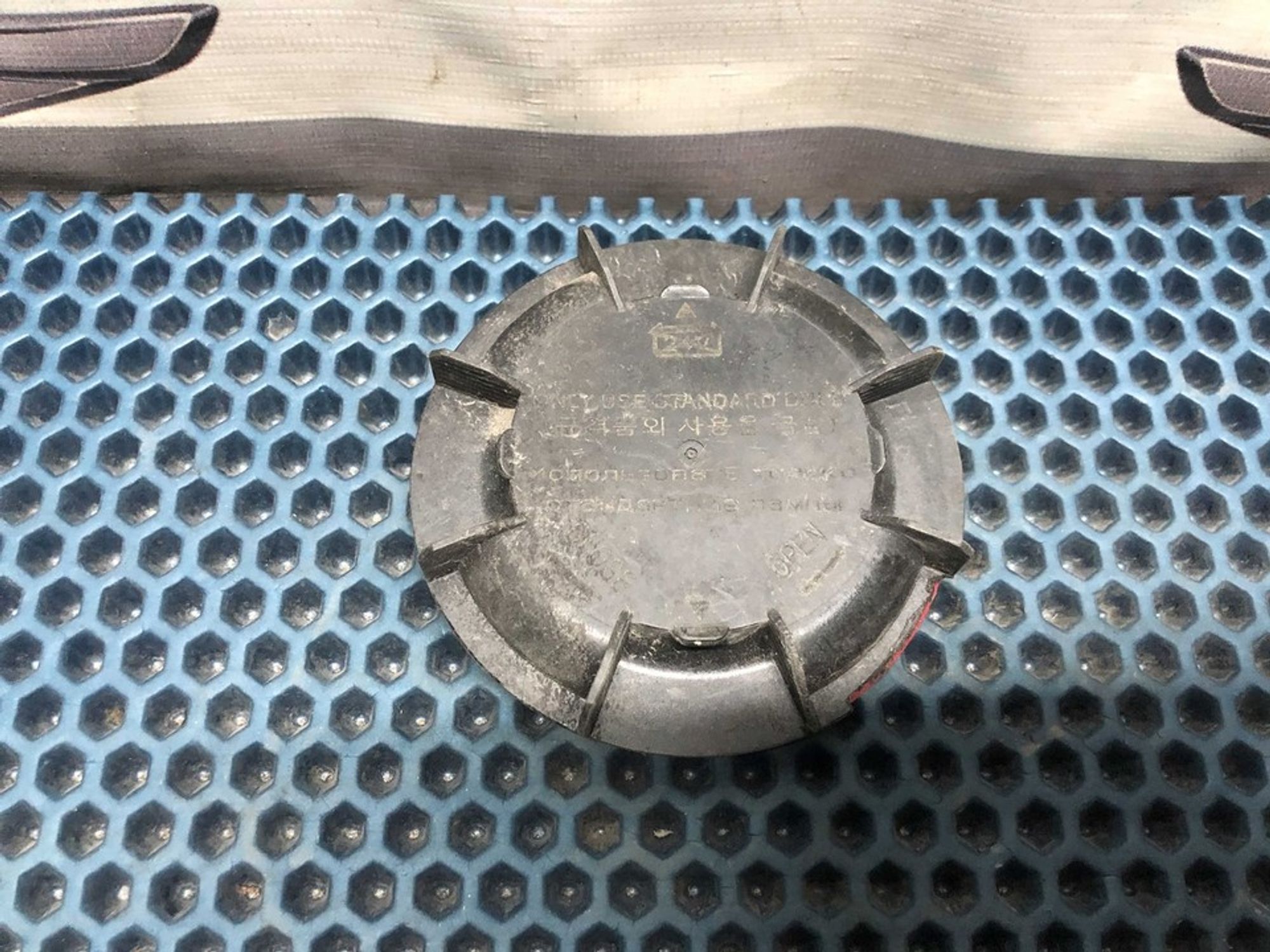 921402W500 Крышка фары Hyundai Неопознанная модель, 700 рублей, Нижний Новгород