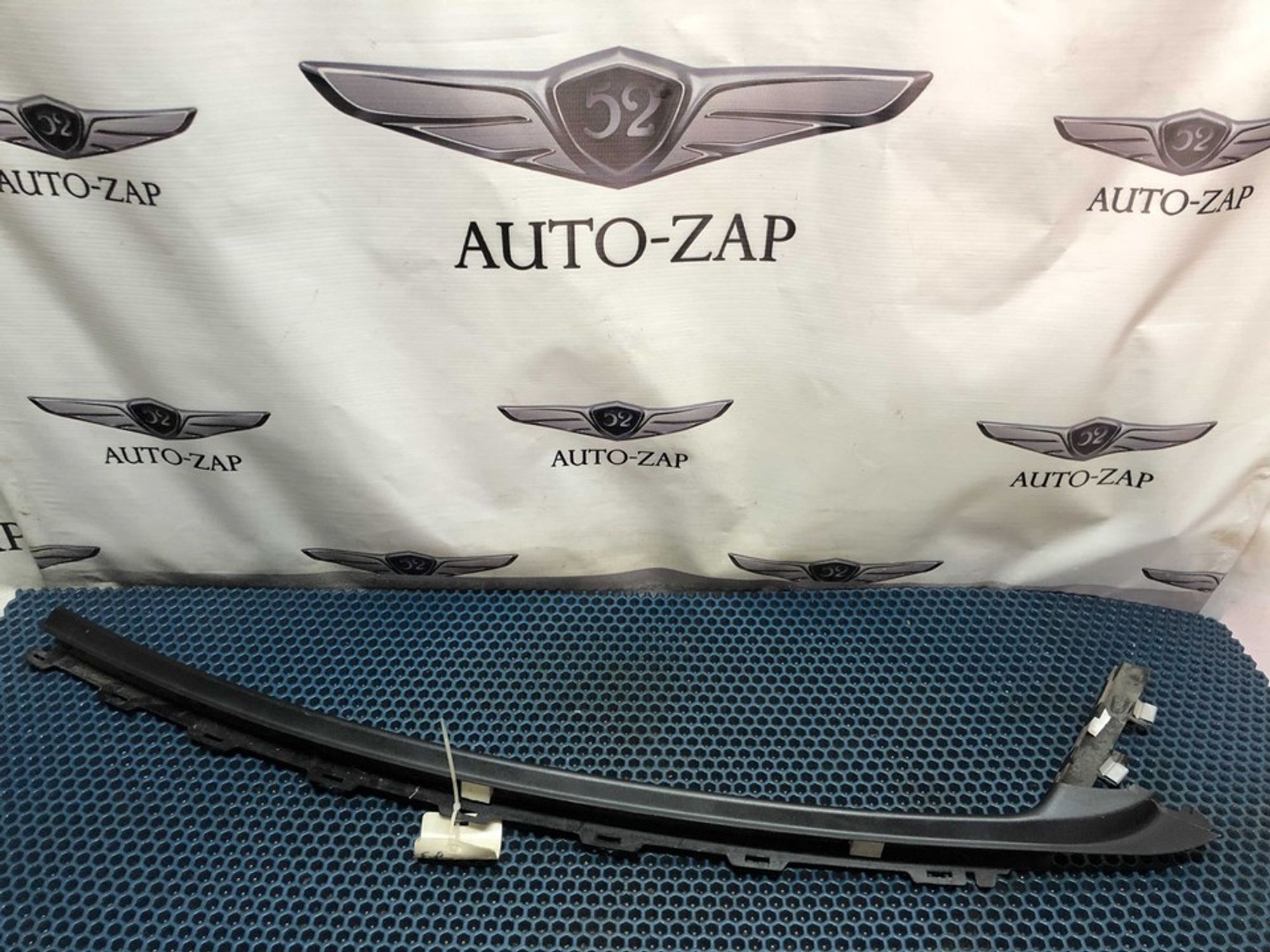 BM5120296A Накладка на рамку двери правая R Ford Focus III, 700 рублей, Нижний Новгород