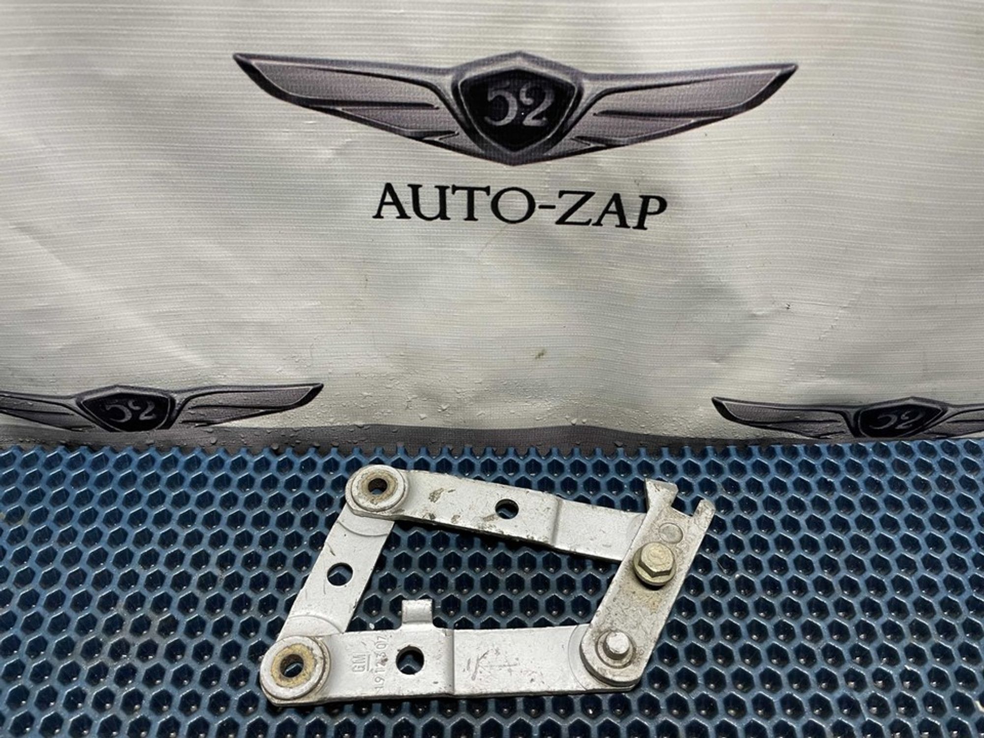 1912307 Петля капота левая L Opel Omega B, 400 рублей, Нижний Новгород