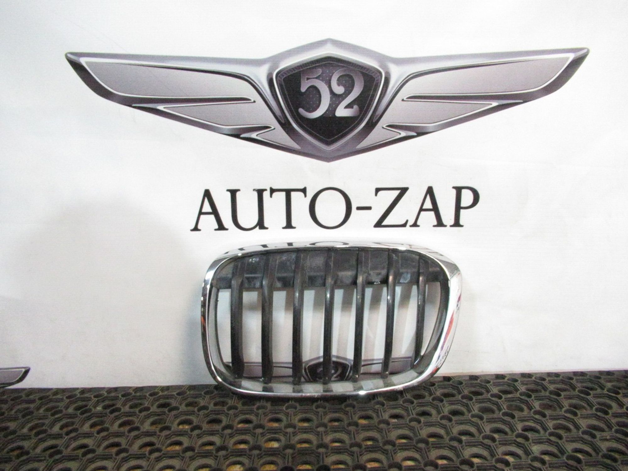 51137354823 Решетка облицовки радиатора левая L BMW X1 E84, 2000 рублей, Нижний Новгород